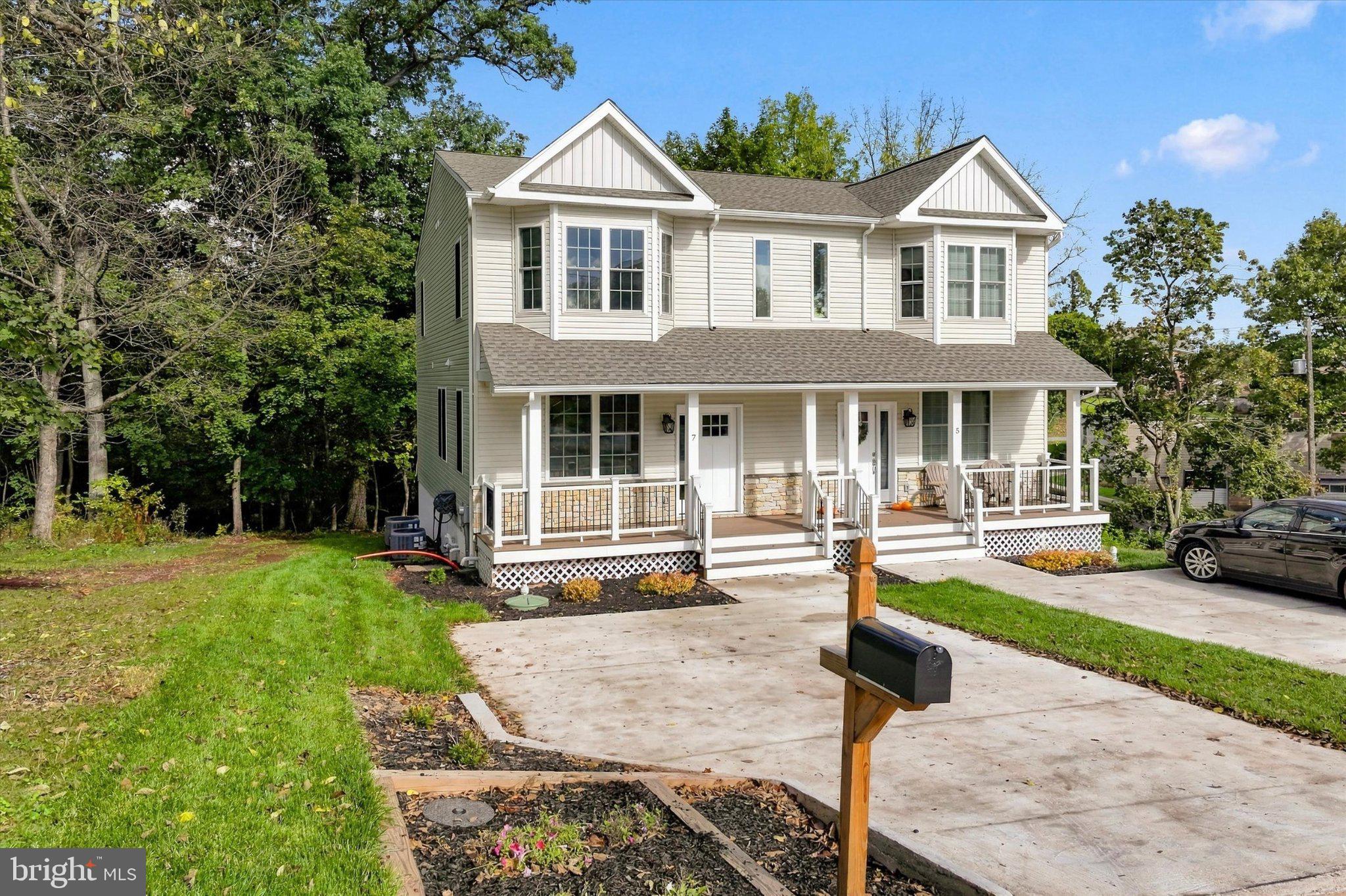 7 Orchard Aly, Spring City, PA 19475