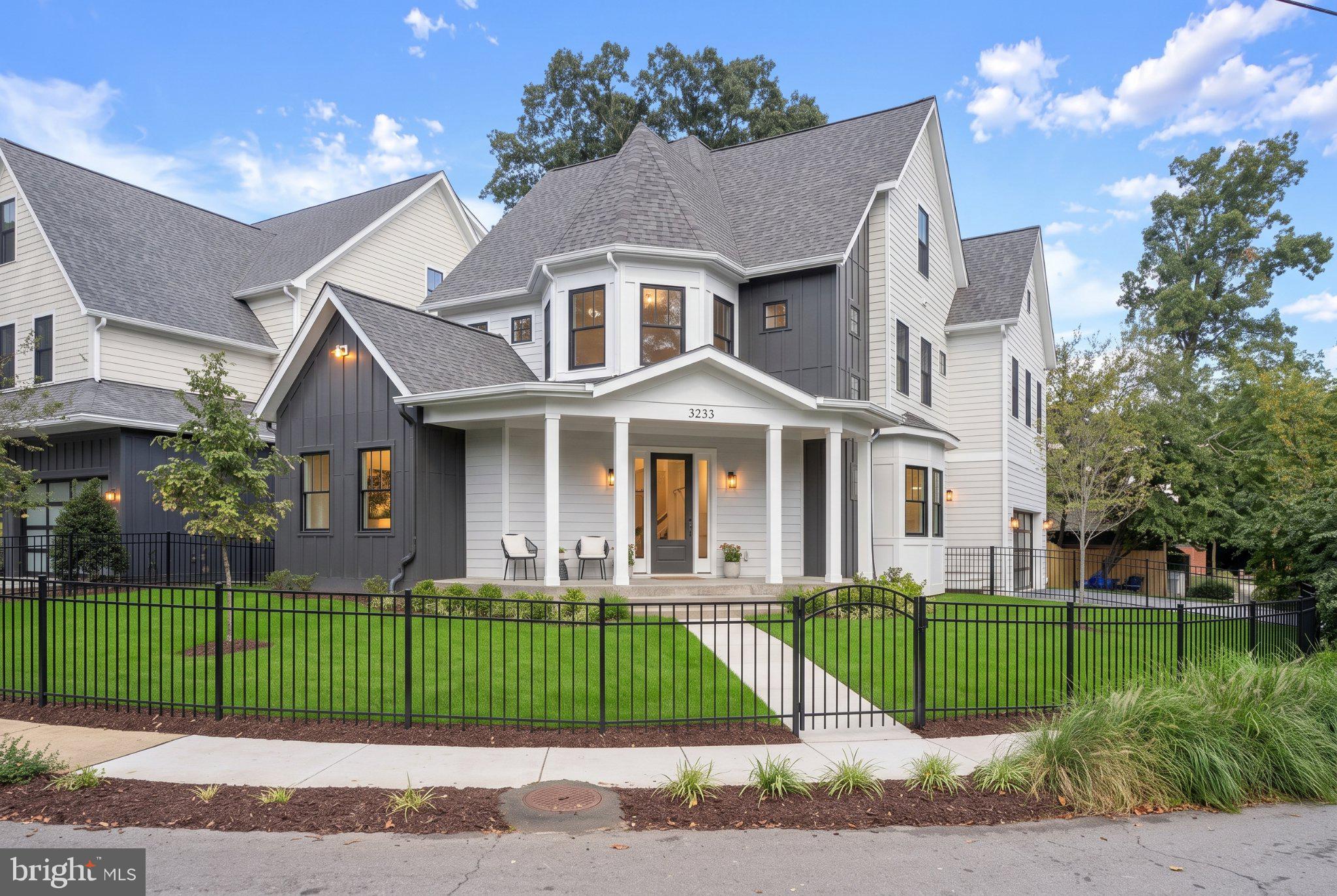 3233 4th St, Arlington, VA 22201