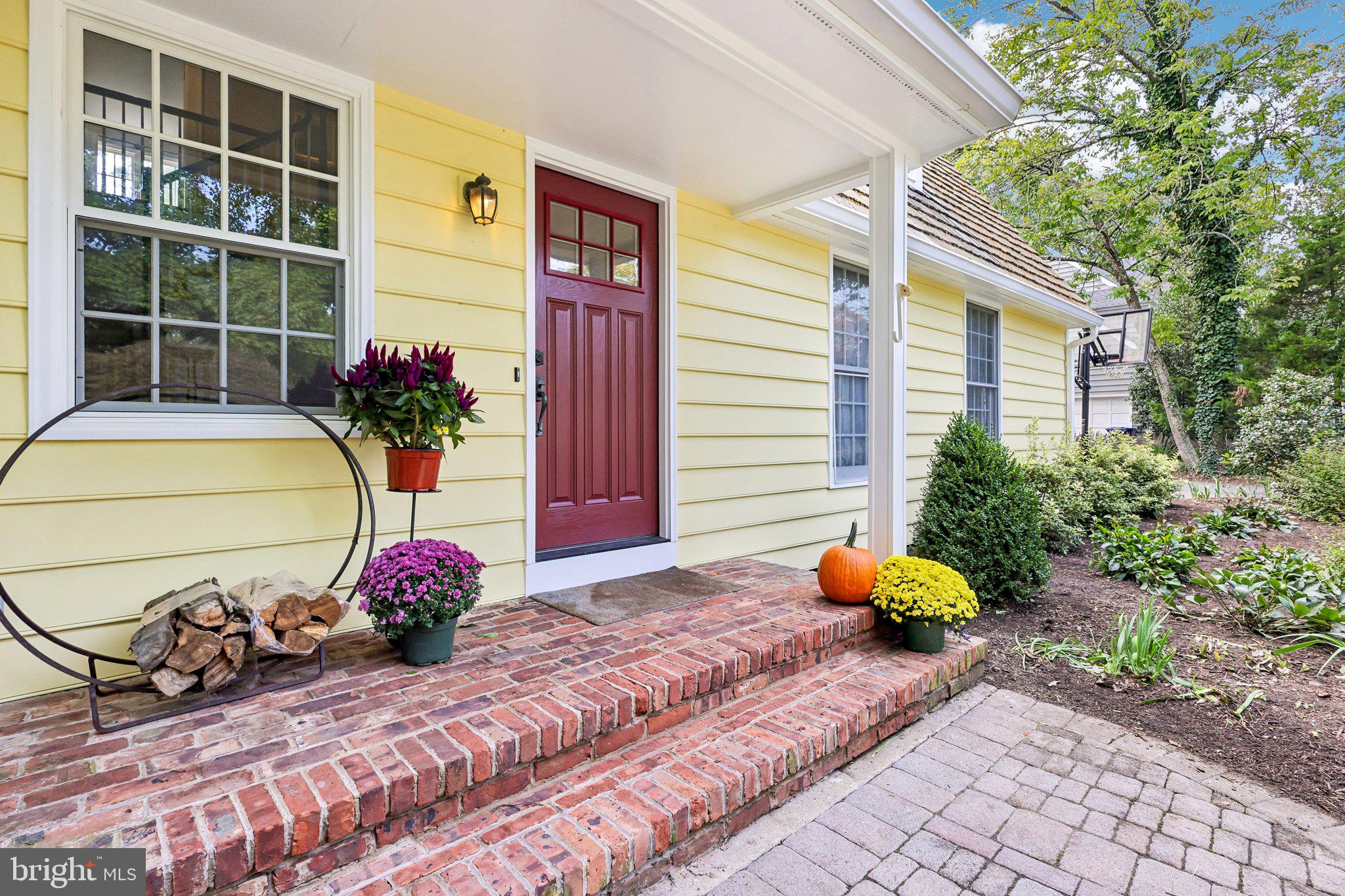 22 Scudder Ct, Pennington, NJ 08534 photo