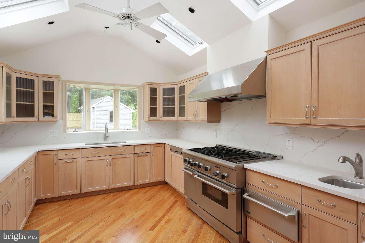 24 Riverview Dr, Ewan, NJ 08628 photo
