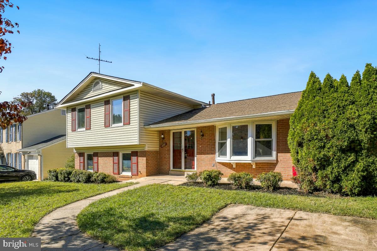8829 N Westland Dr, Gaithersburg, MD 20877 photo