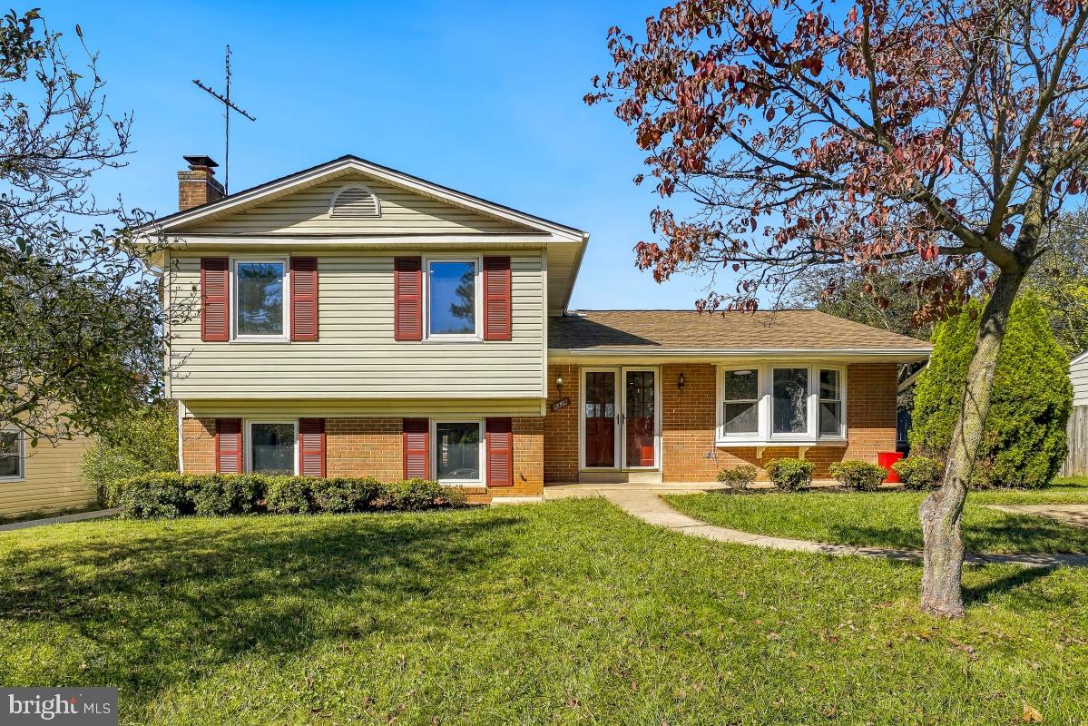 8829 N Westland Dr, Gaithersburg, MD 20877 photo