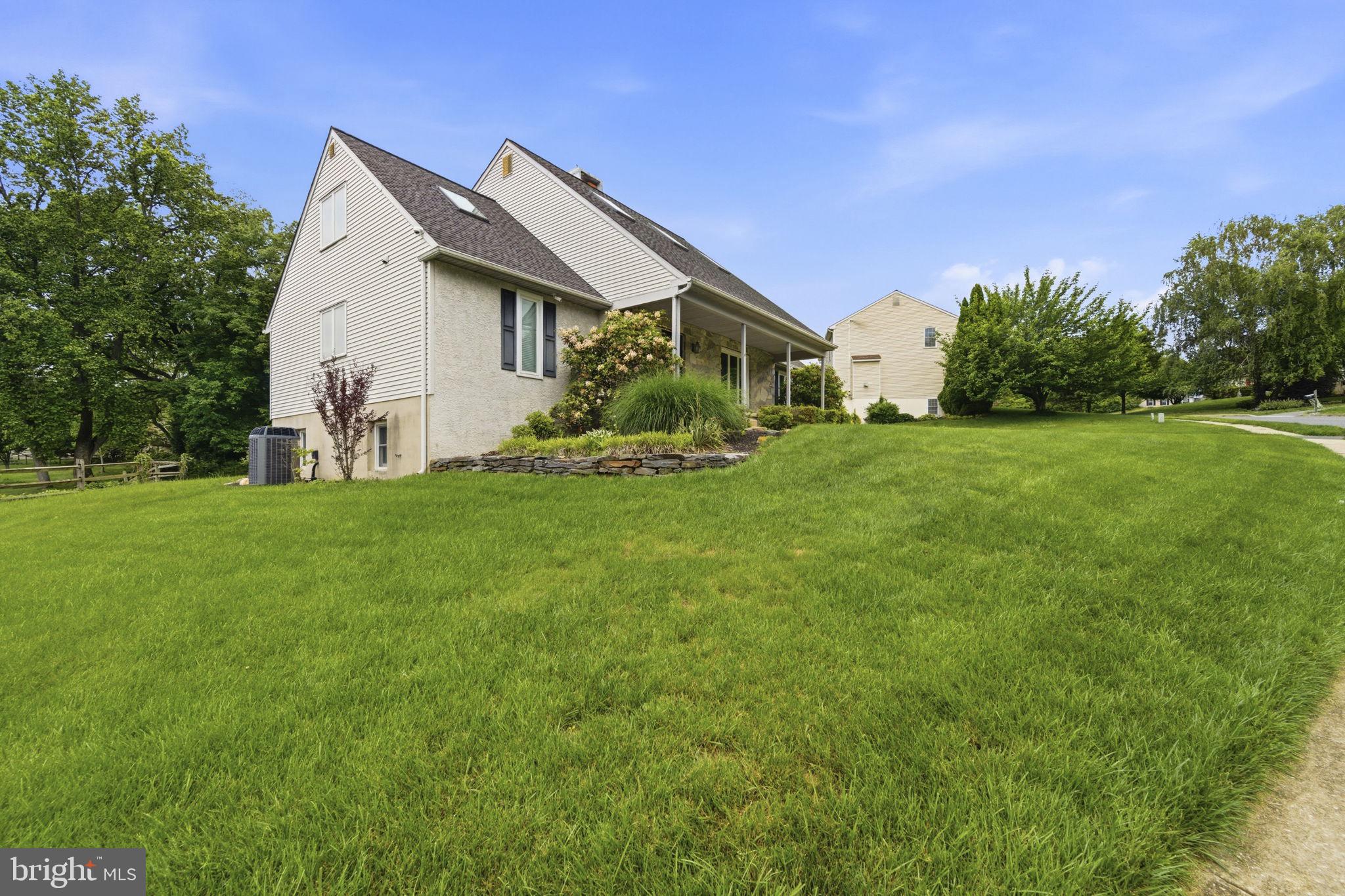736 Letitia Dr, Hockessin, DE 19707 photo
