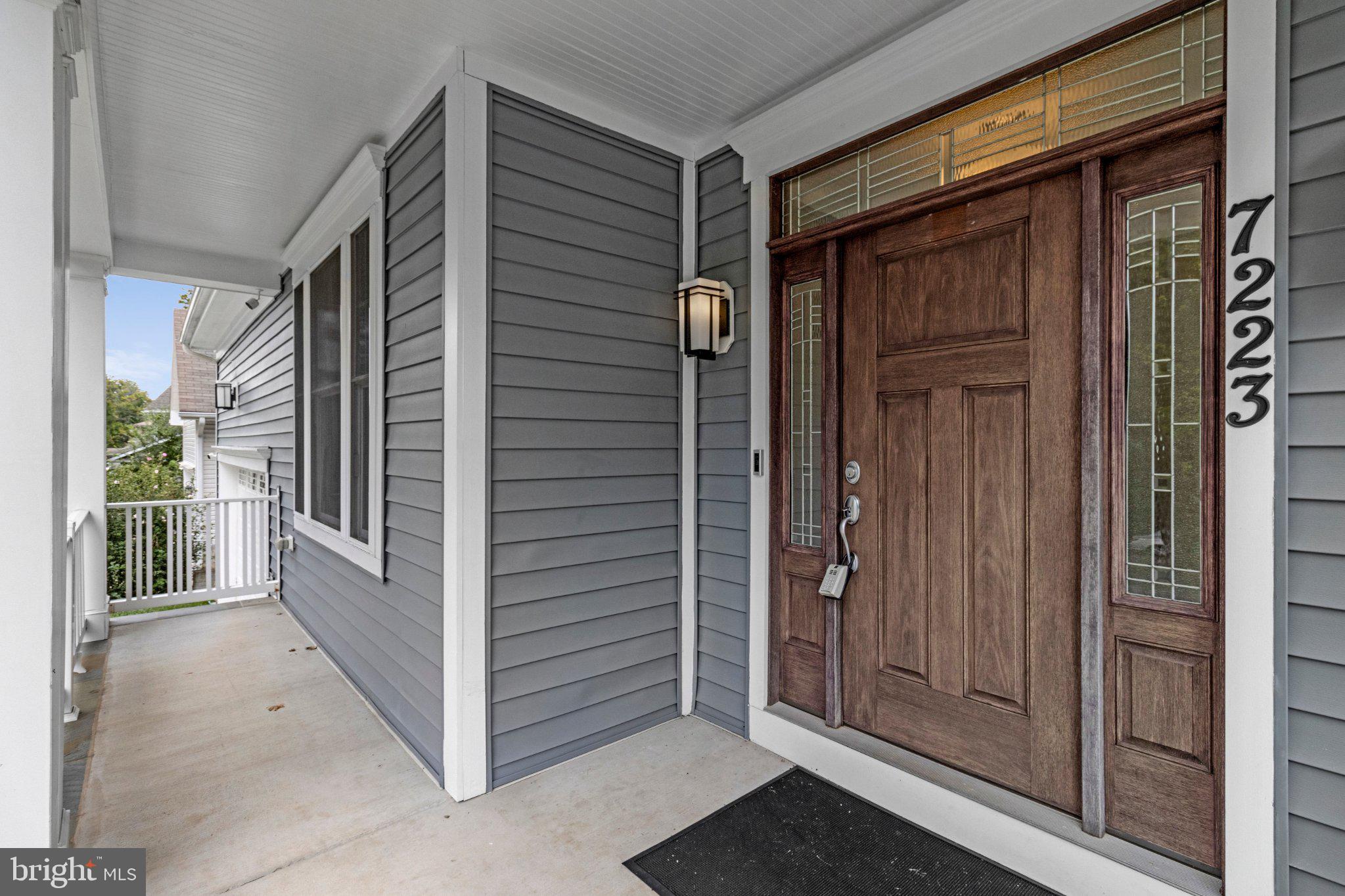 7223 Pine Dr, Annandale, VA 22003 photo