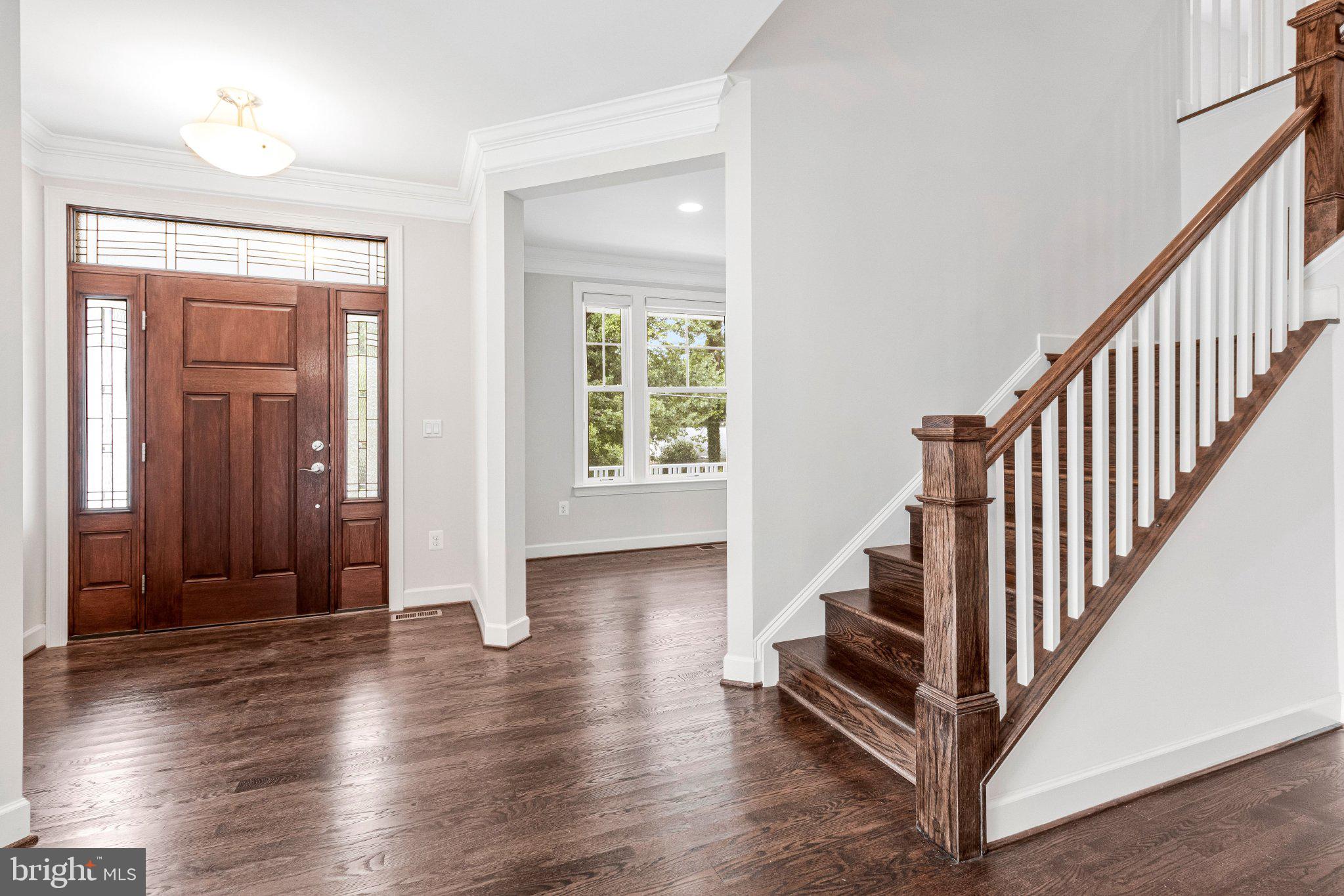 7223 Pine Dr, Annandale, VA 22003 photo