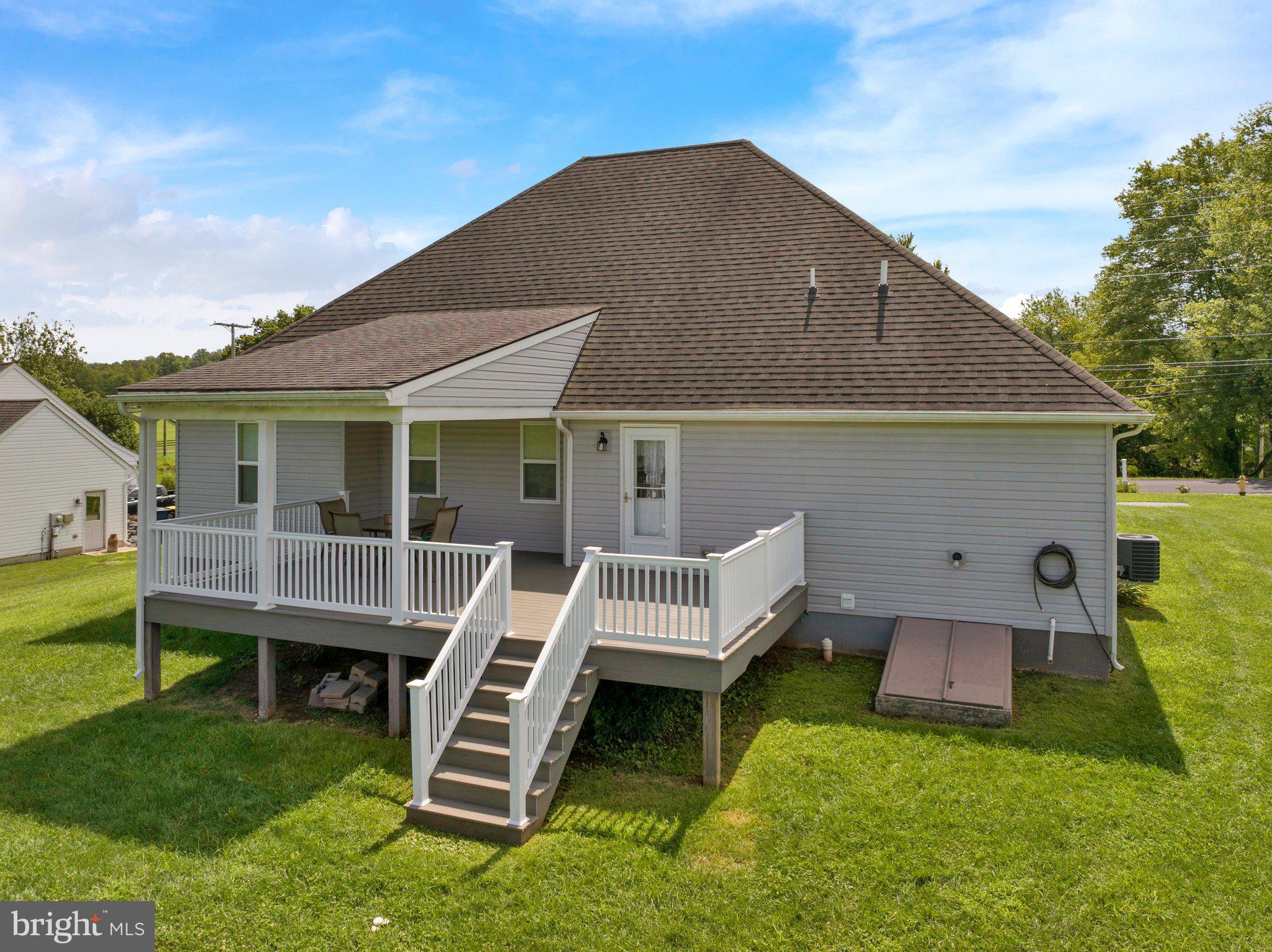222 Yocom Rd, Douglassville, PA 19518 photo