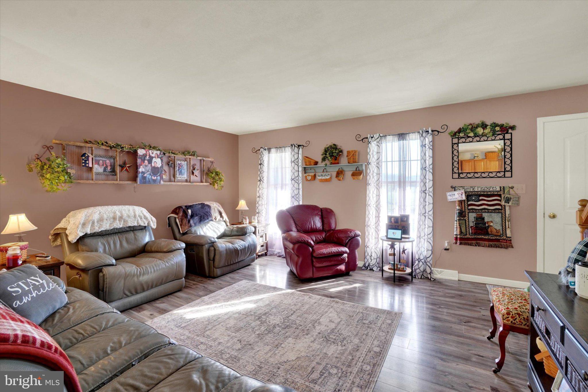 3870 N Sherman Extension Ext, Mount Wolf, PA 17347 photo