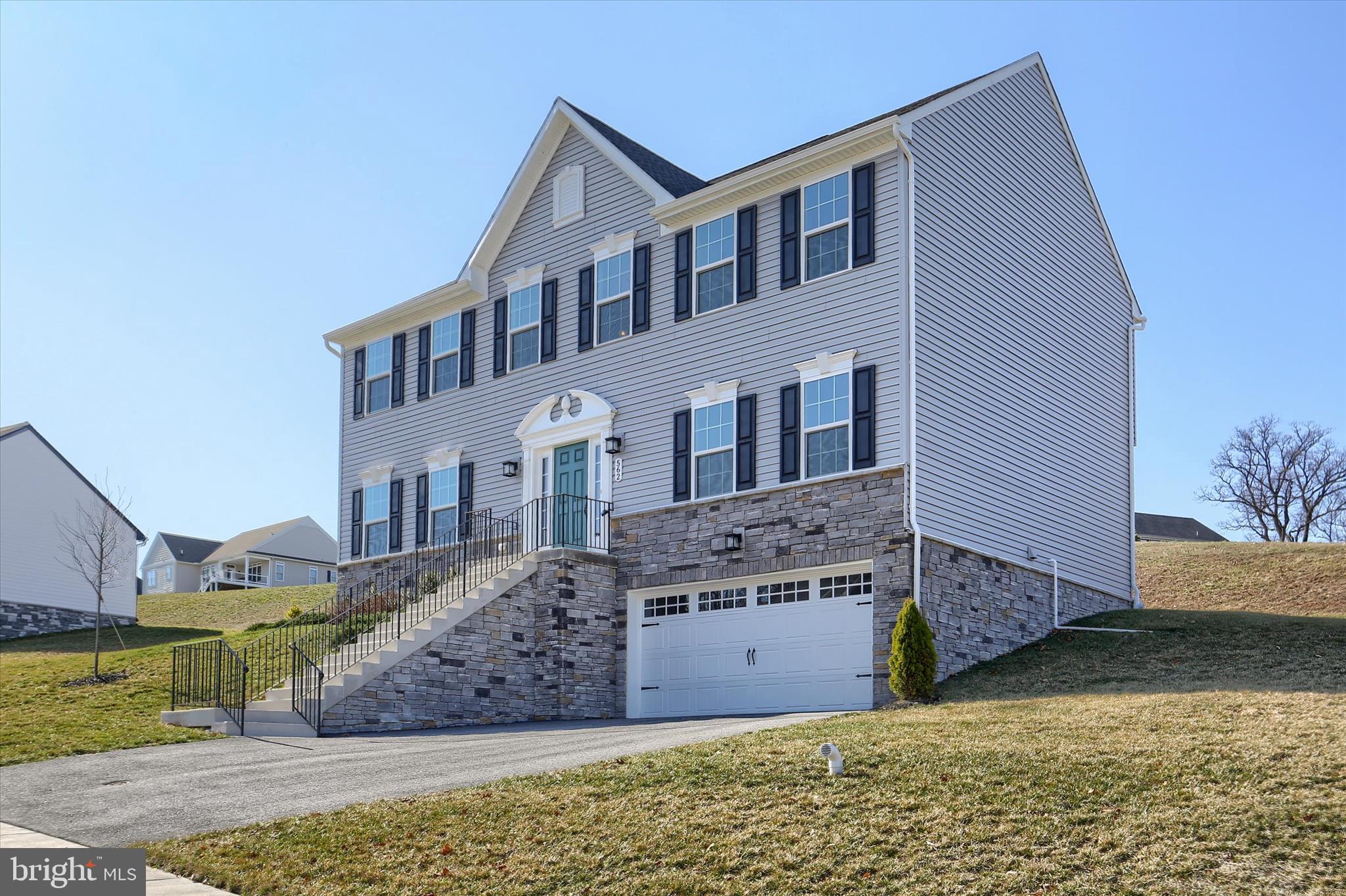 562 Monocacy Trl, Spring Grove, PA 17362 photo