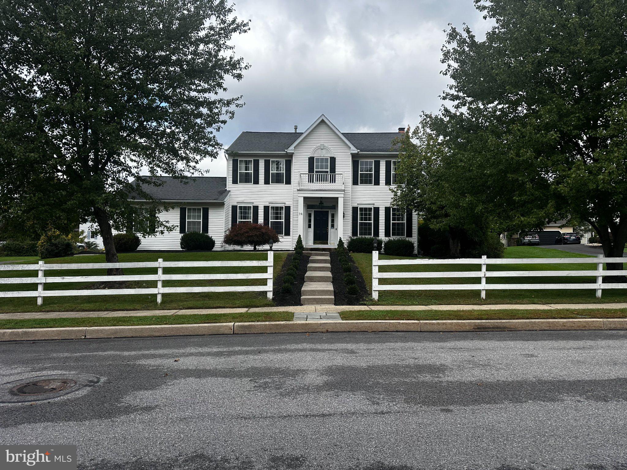 19 Cardinal Ln, Collegeville, PA 19426