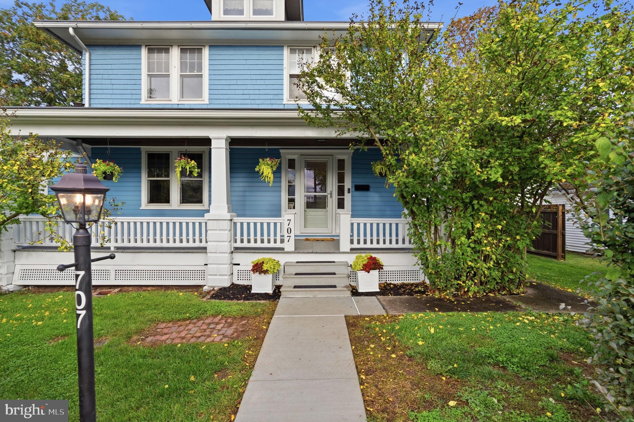 707 E Vine St, Pottstown, PA 19464 photo