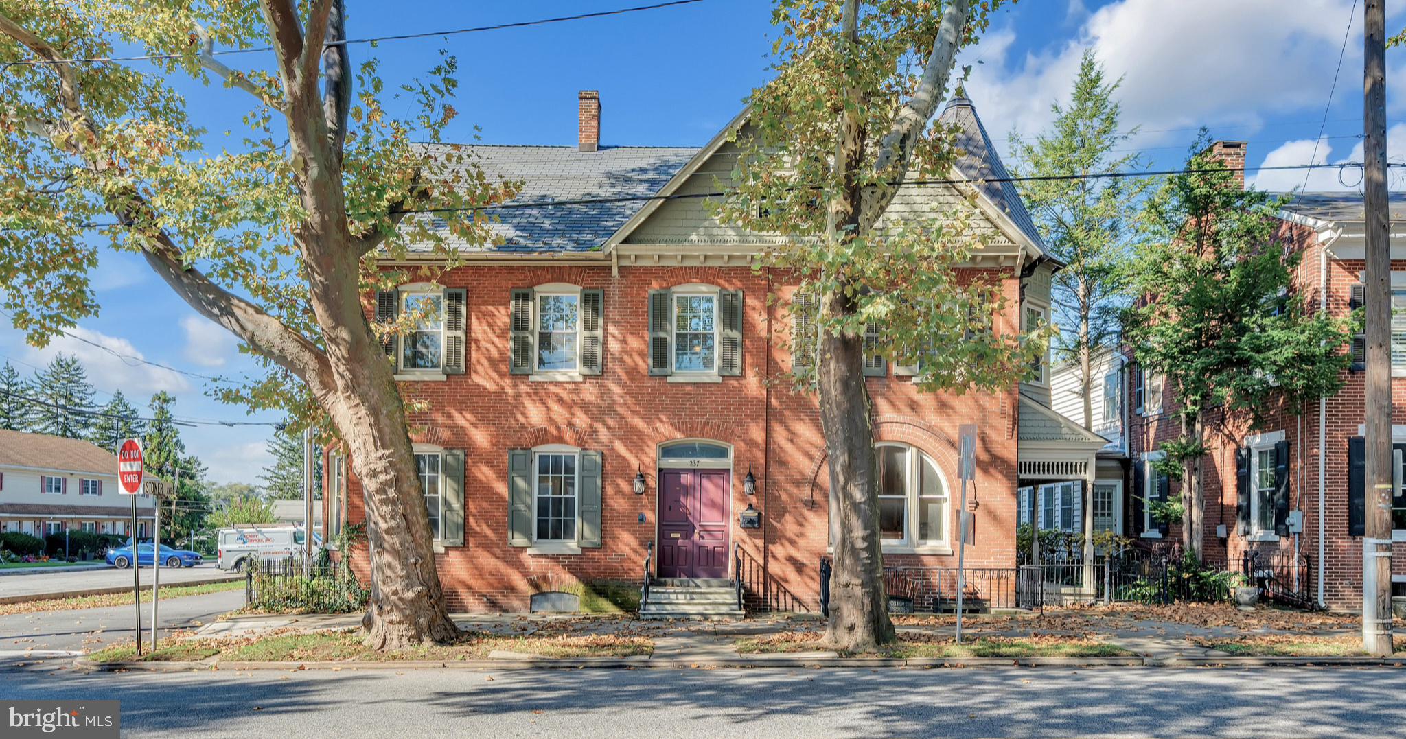 237 Frederick St, Hanover, PA 17331
