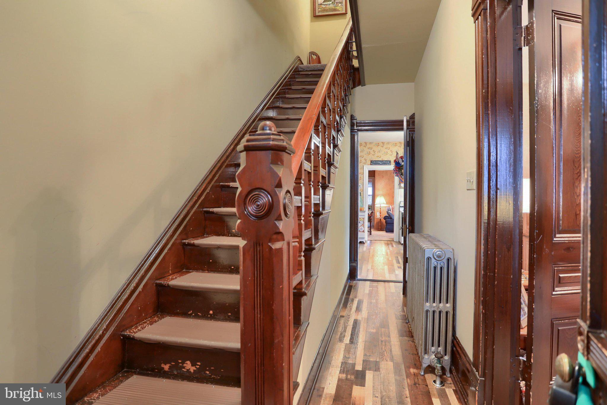 156 W South St, Carlisle, PA 17013 photo