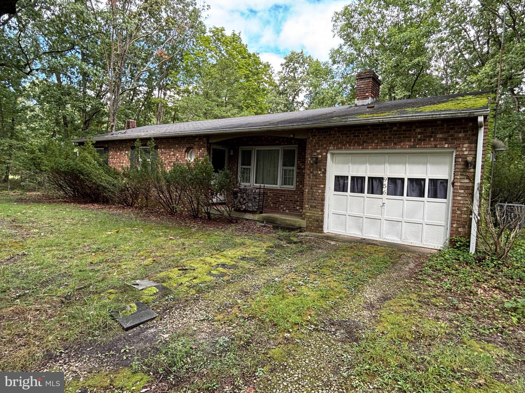 956 New Brooklyn Rd, Sicklerville, NJ 08081