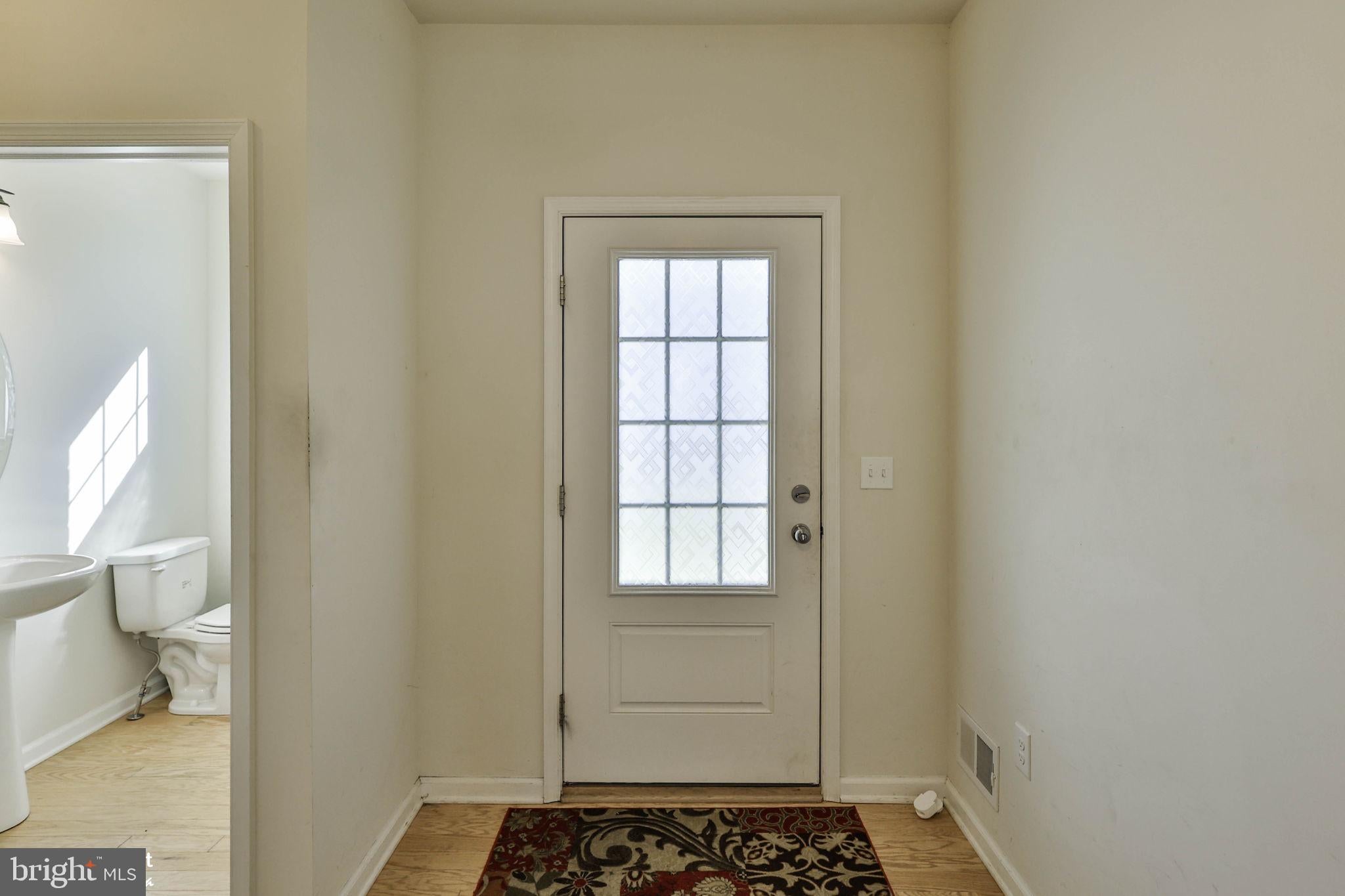 307 Bendelow Ln, Northampton, PA 18067 photo