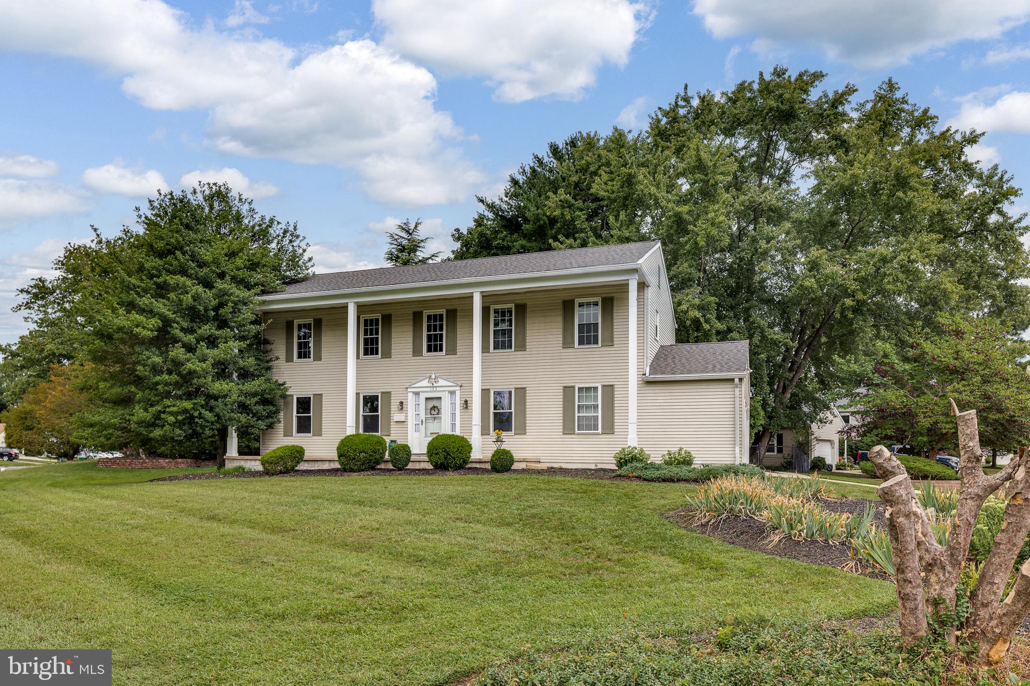 122 Cobblestone Dr, Mount Laurel, NJ 08054 photo