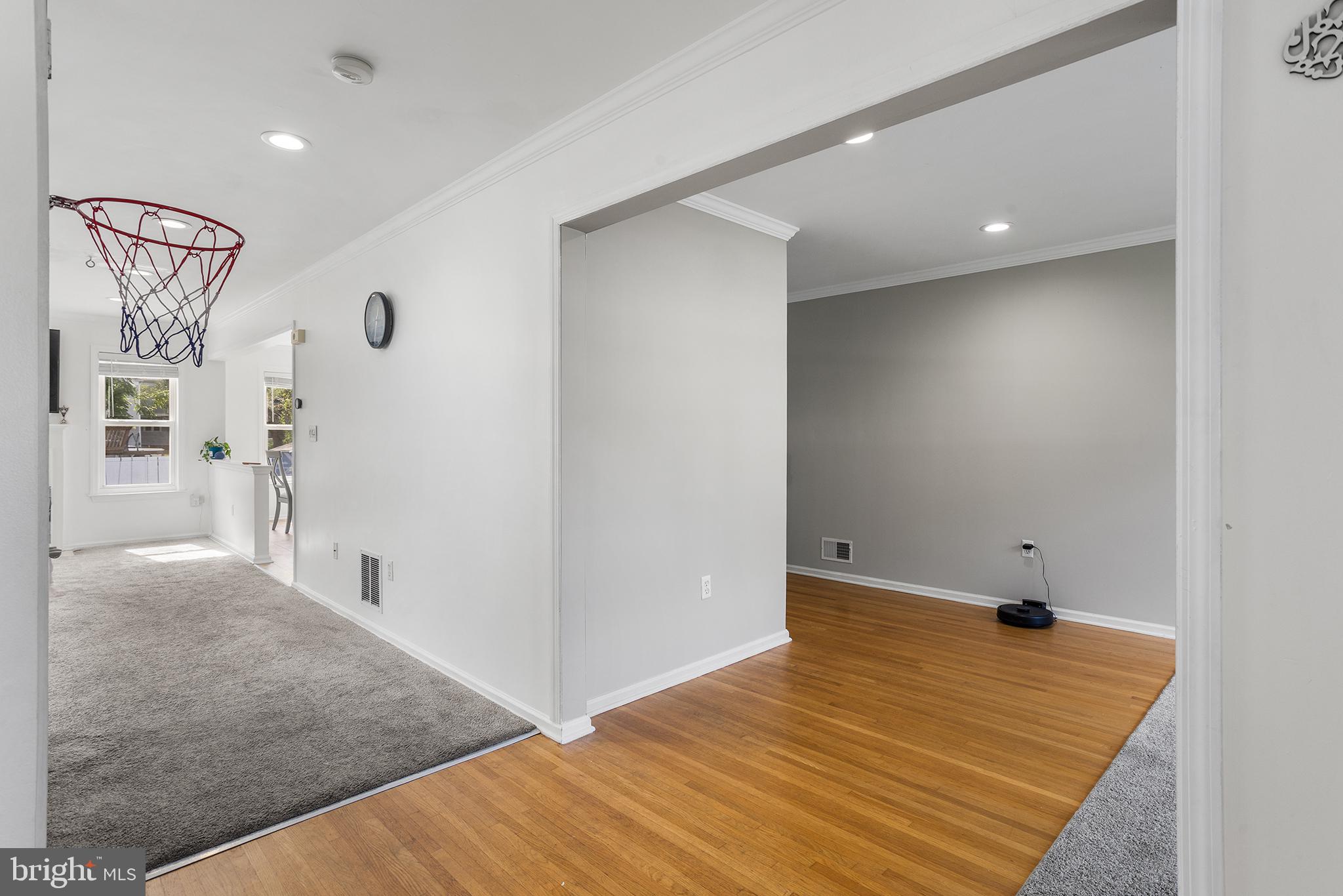 321 Grant Ave, Hightstown, NJ 08520 photo
