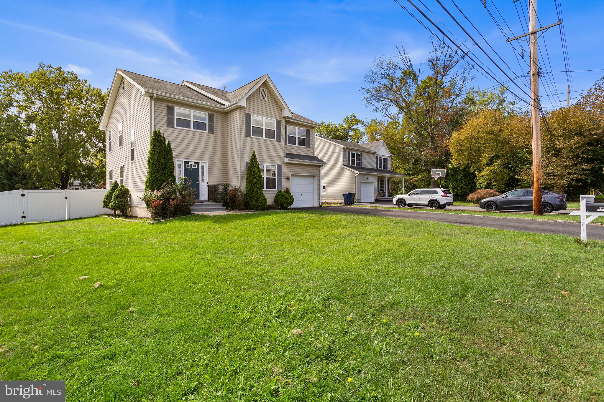 321 Grant Ave, Hightstown, NJ 08520 photo