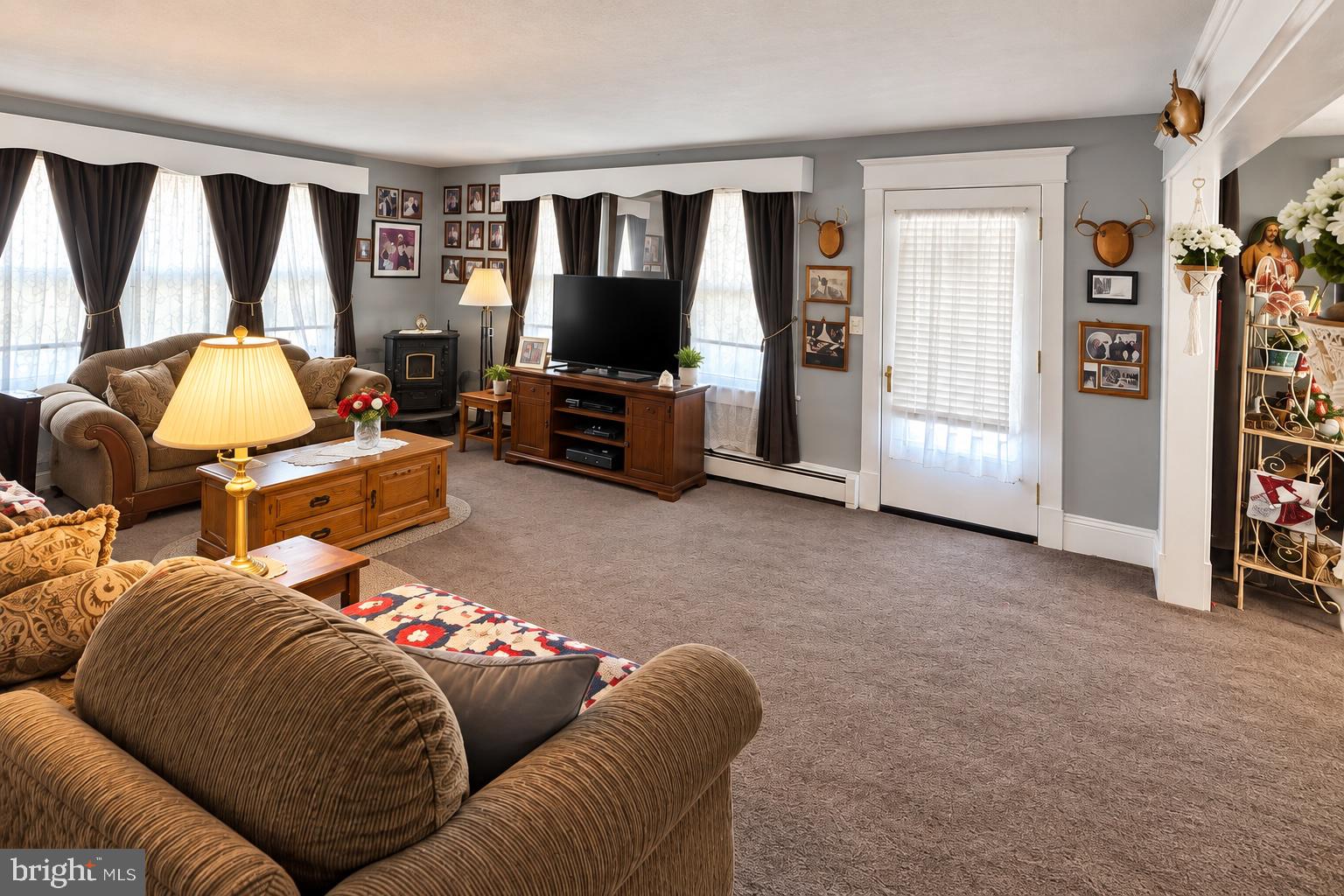 16 Church St, Allentown, NJ 08501 photo