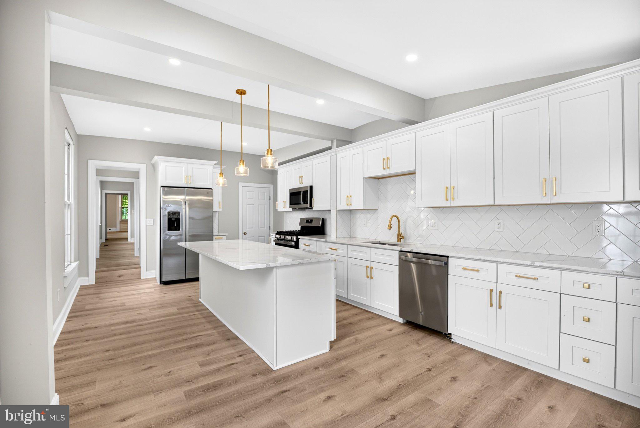 206 E Union St, Burlington, NJ 08016 photo