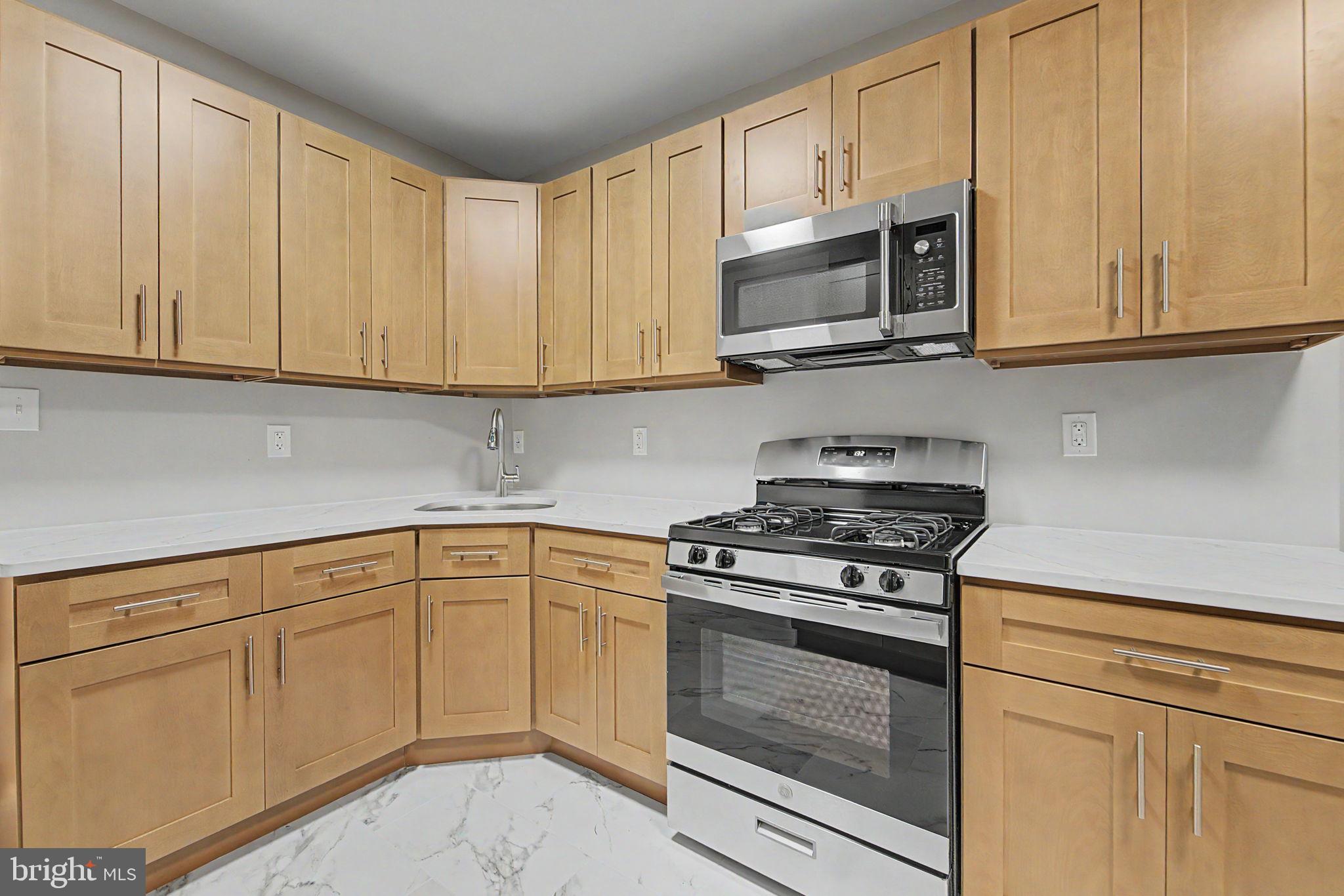 603 Berkley St, Camden, NJ 08103 photo
