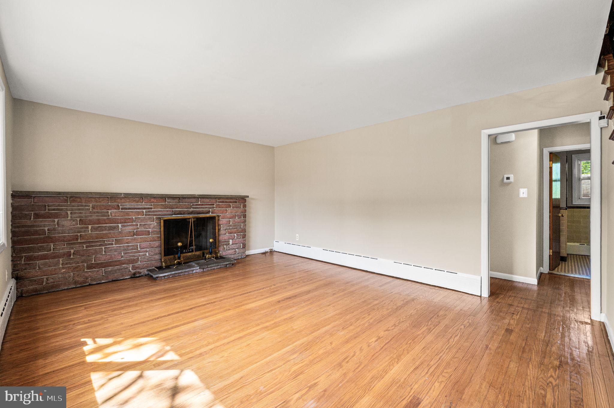 640 S Eagle Rd, Havertown, PA 19083 photo