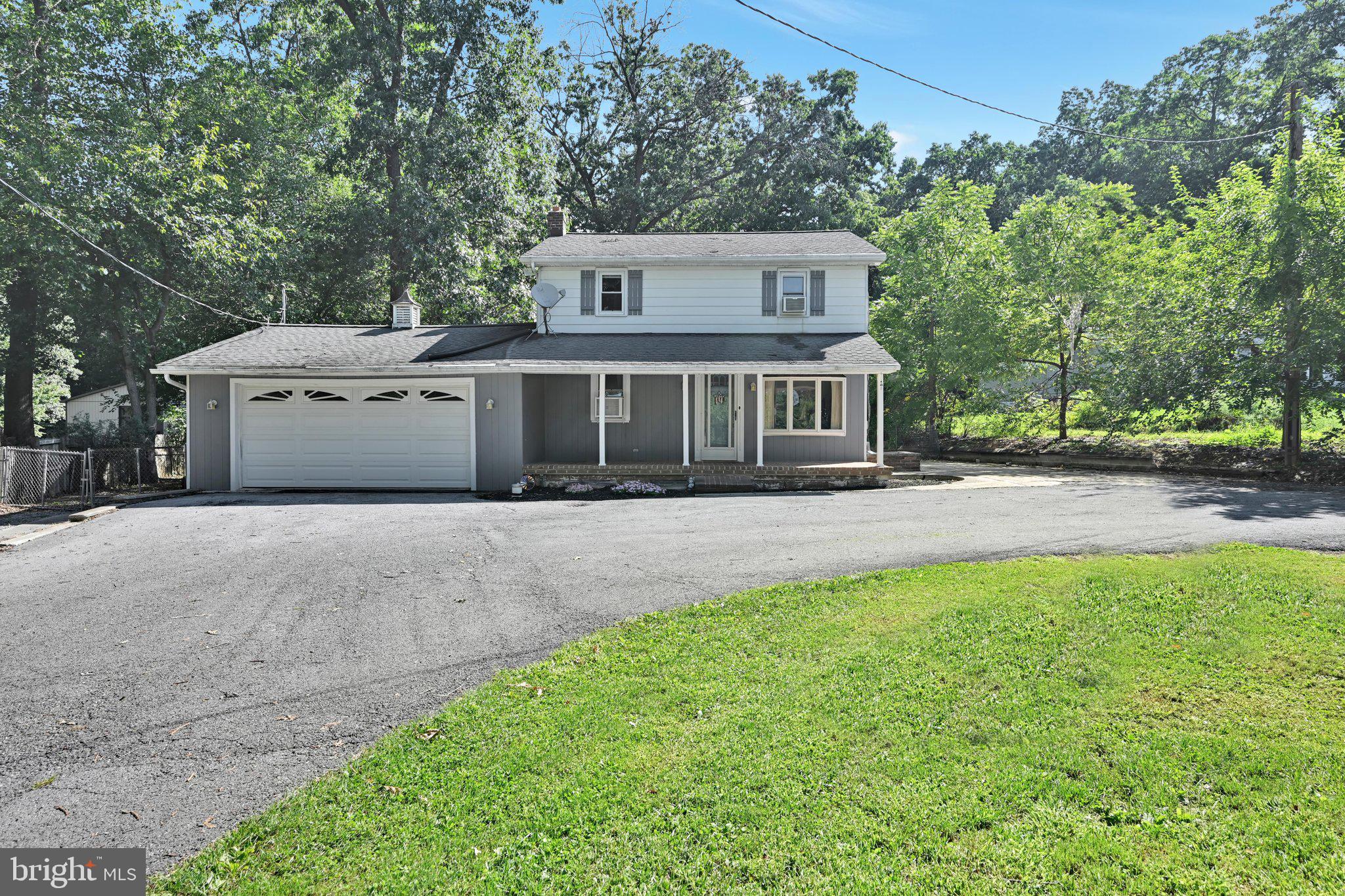 850 Prescott Dr, Lebanon, PA 17046 photo