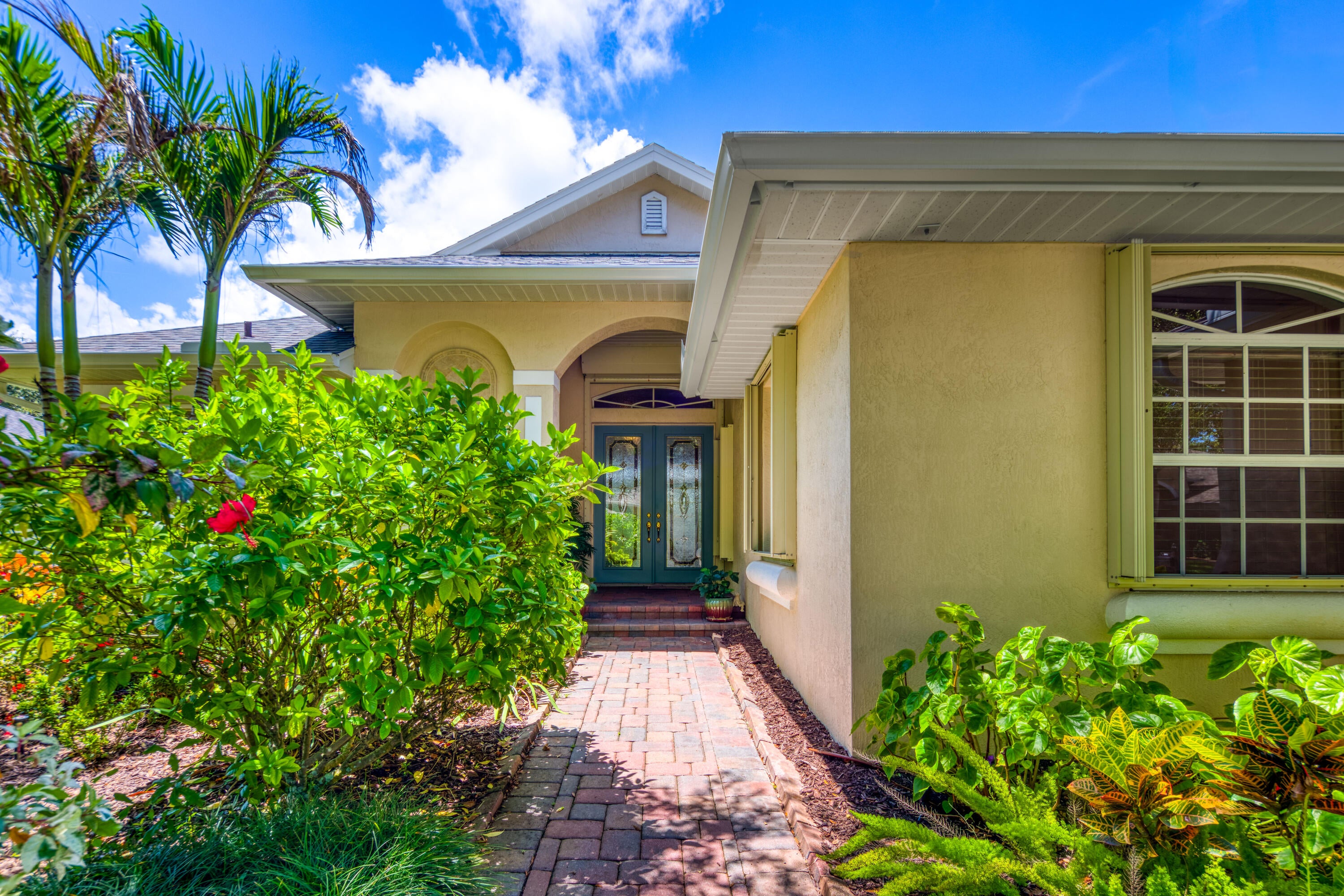 4220 Abington Woods Cir, Vero Beach, FL 32967 photo