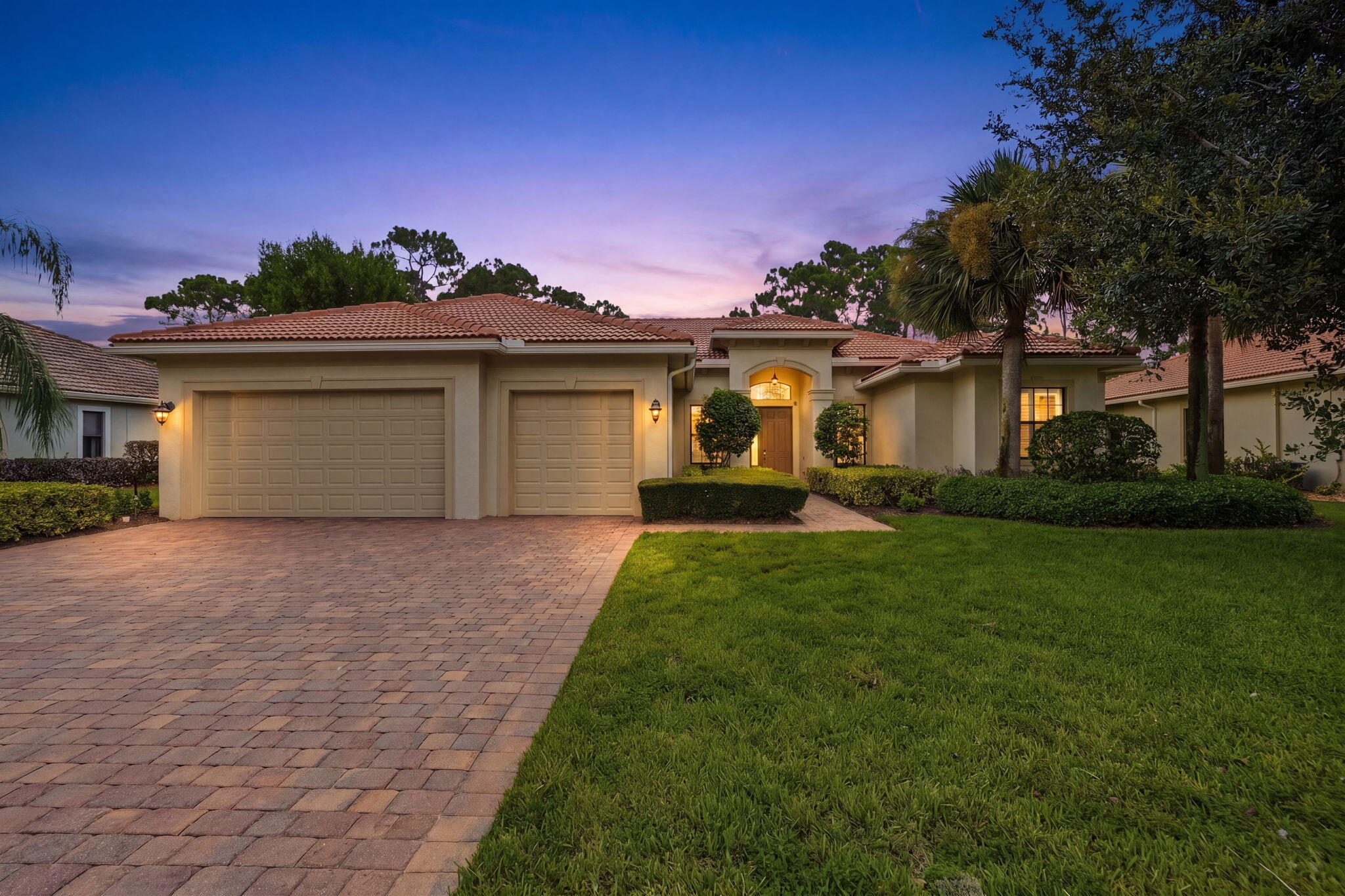 2553 Crystal Lake Dr, Jensen Beach, FL 34957