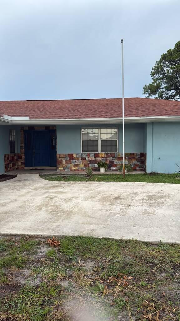 1681 Fairfield St, Port Saint Lucie, FL 34983