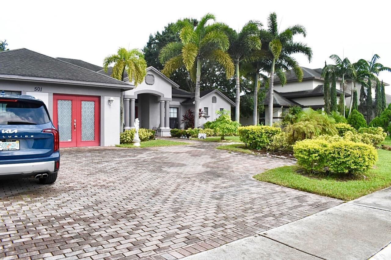 501 SW Bayshore Blvd, Port Saint Lucie, FL 34983 photo