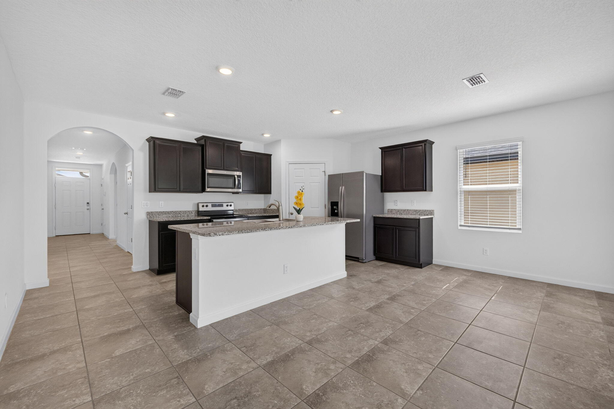 6289 NW Regent St, Port Saint Lucie, FL 34983 photo