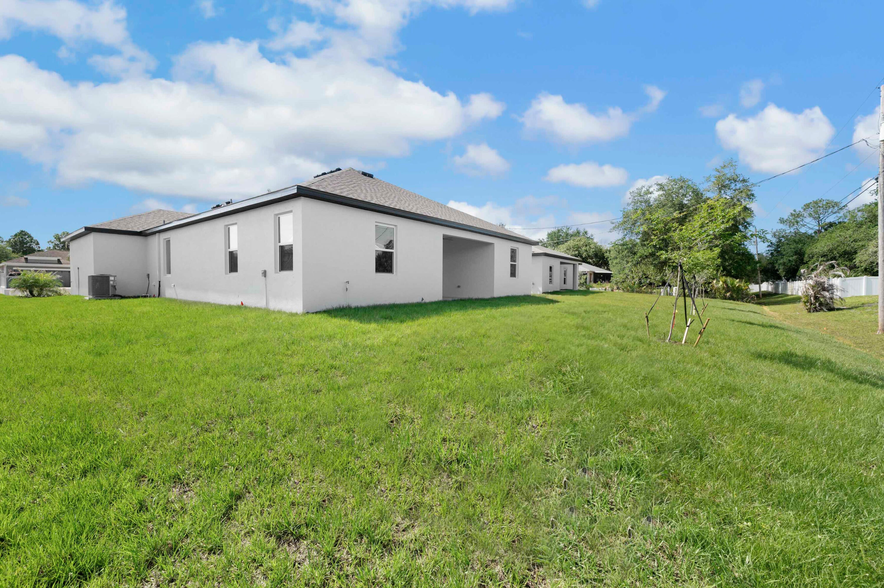 9335 101 Ave, Vero Beach, FL 32967 photo
