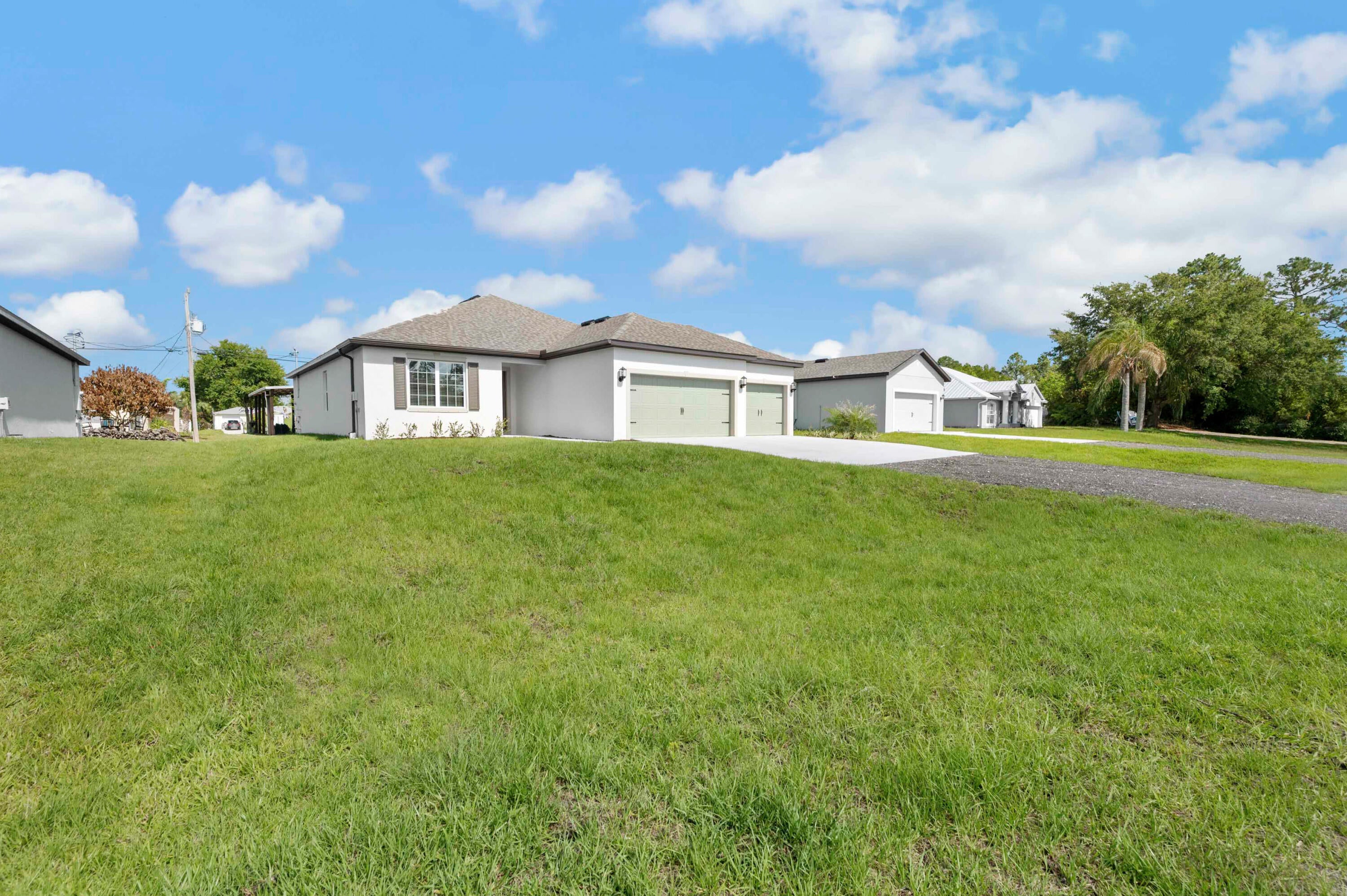 9335 101 Ave, Vero Beach, FL 32967