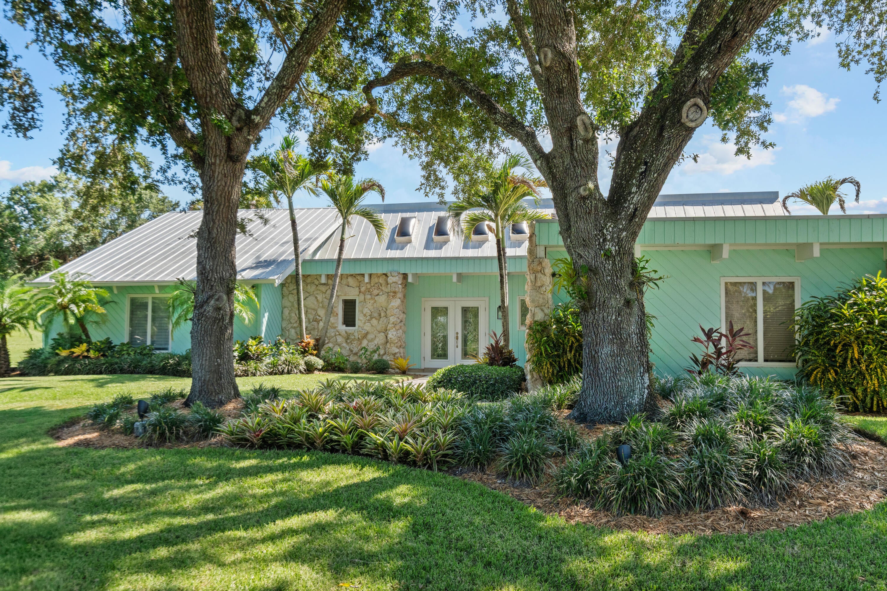 220 SW Willow Lake Trl, Stuart, FL 34997 photo