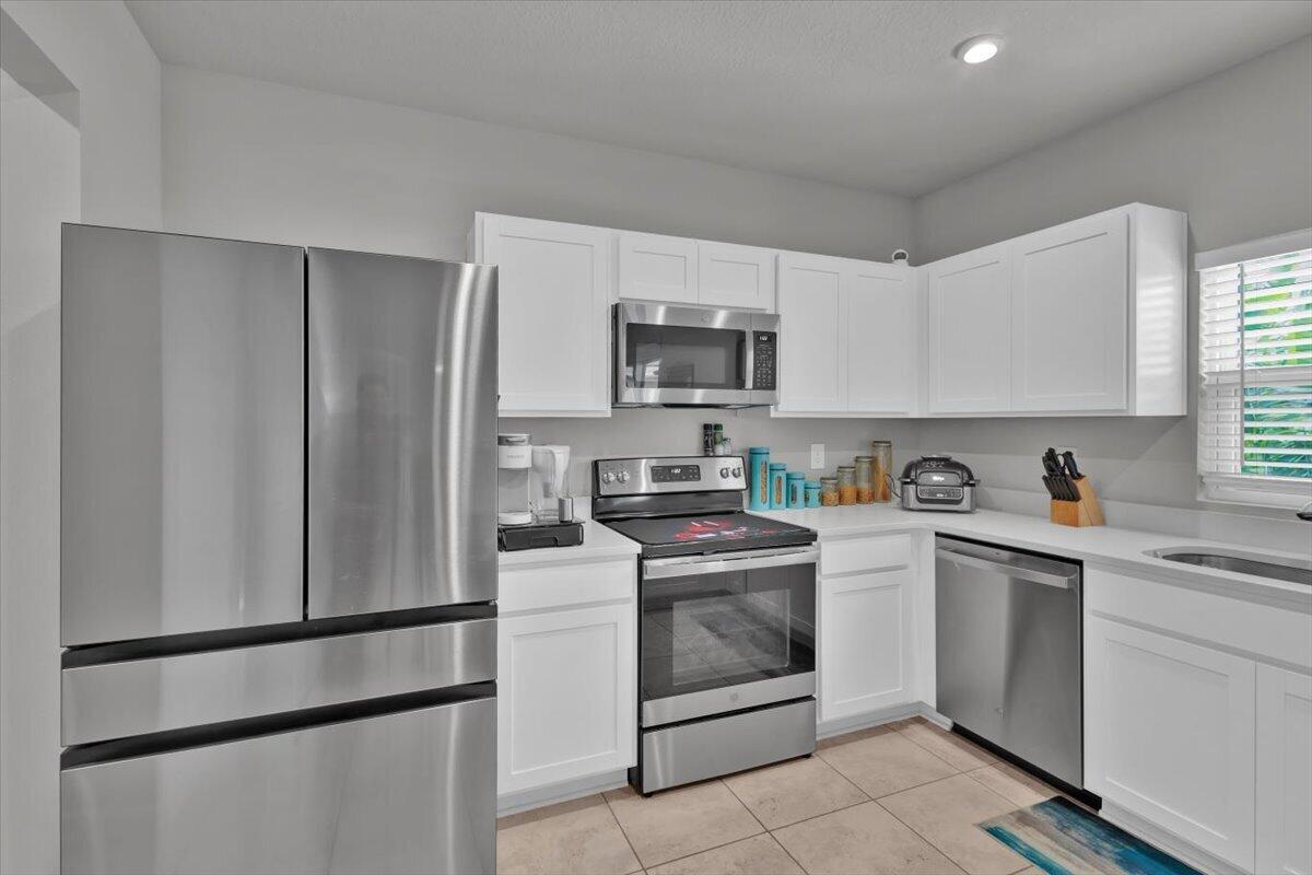 102 Pummelo Pl, Fort Pierce, FL 34981 photo