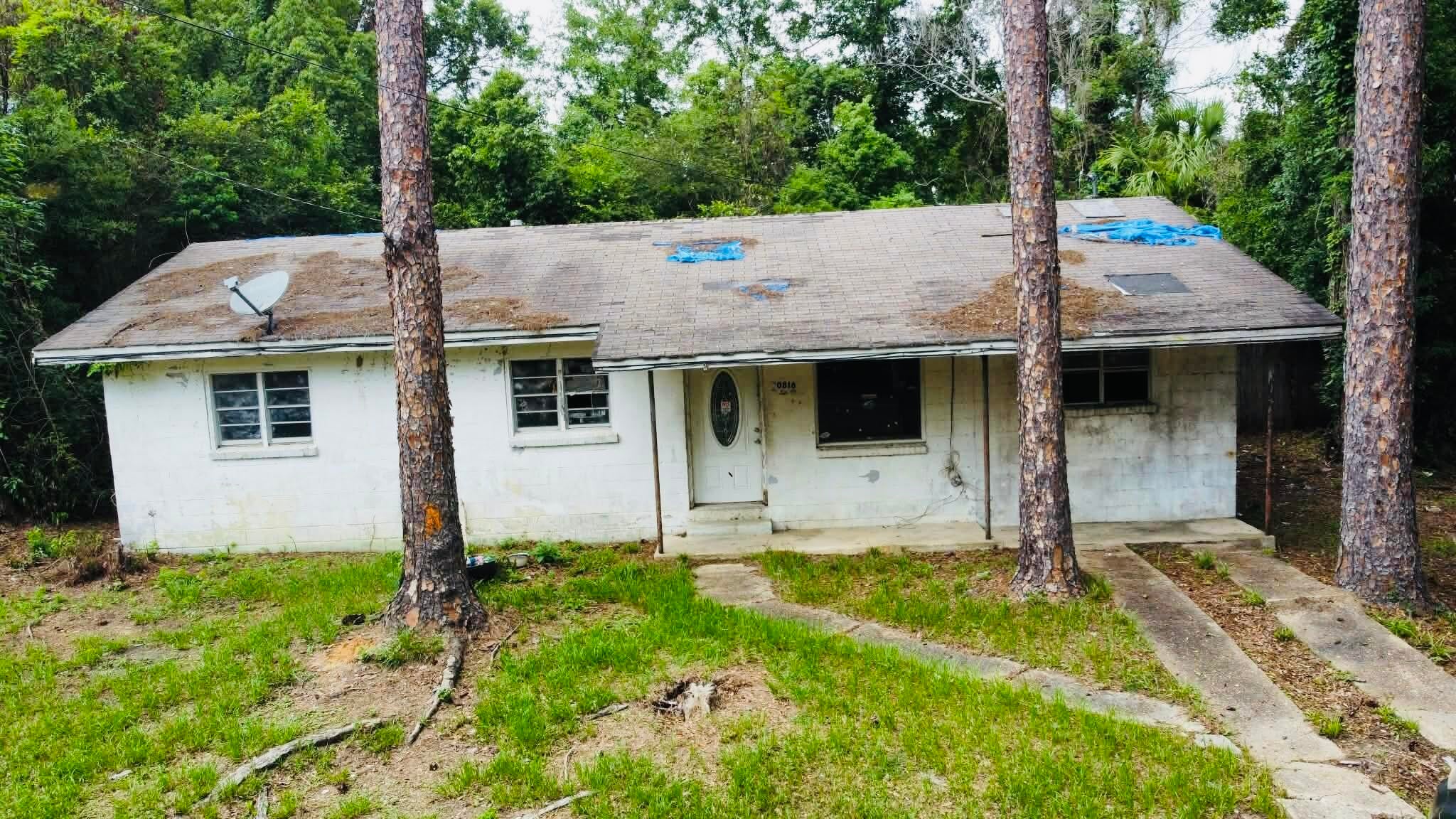 20816 Ray Ave, Blountstown, FL 32424