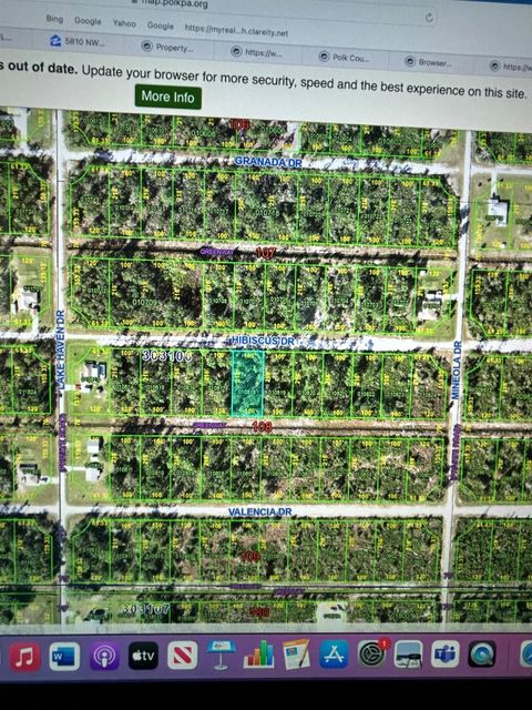 Single Family Residence in Indian Lake Estates FL 513 Hibiscus Drive #18.jpg