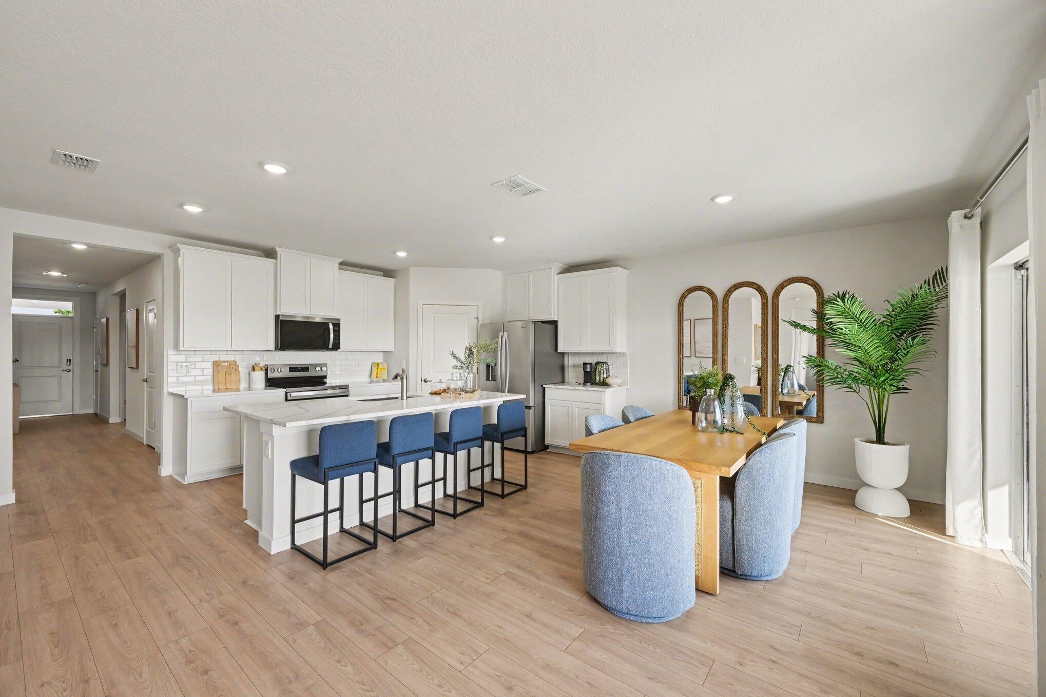 9069 Venetian Sq, Vero Beach, FL 32966 photo