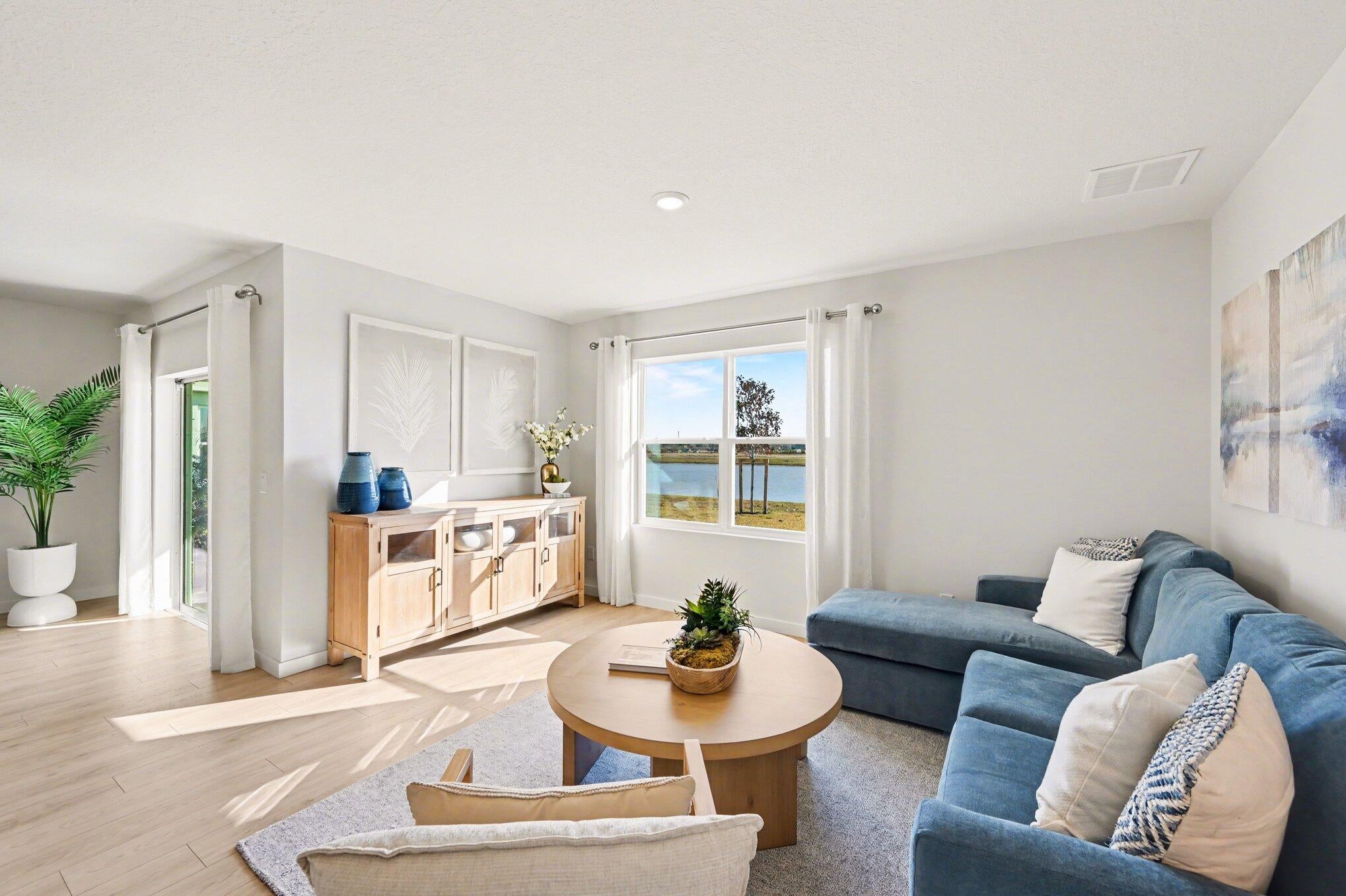 9069 Venetian Sq, Vero Beach, FL 32966 photo