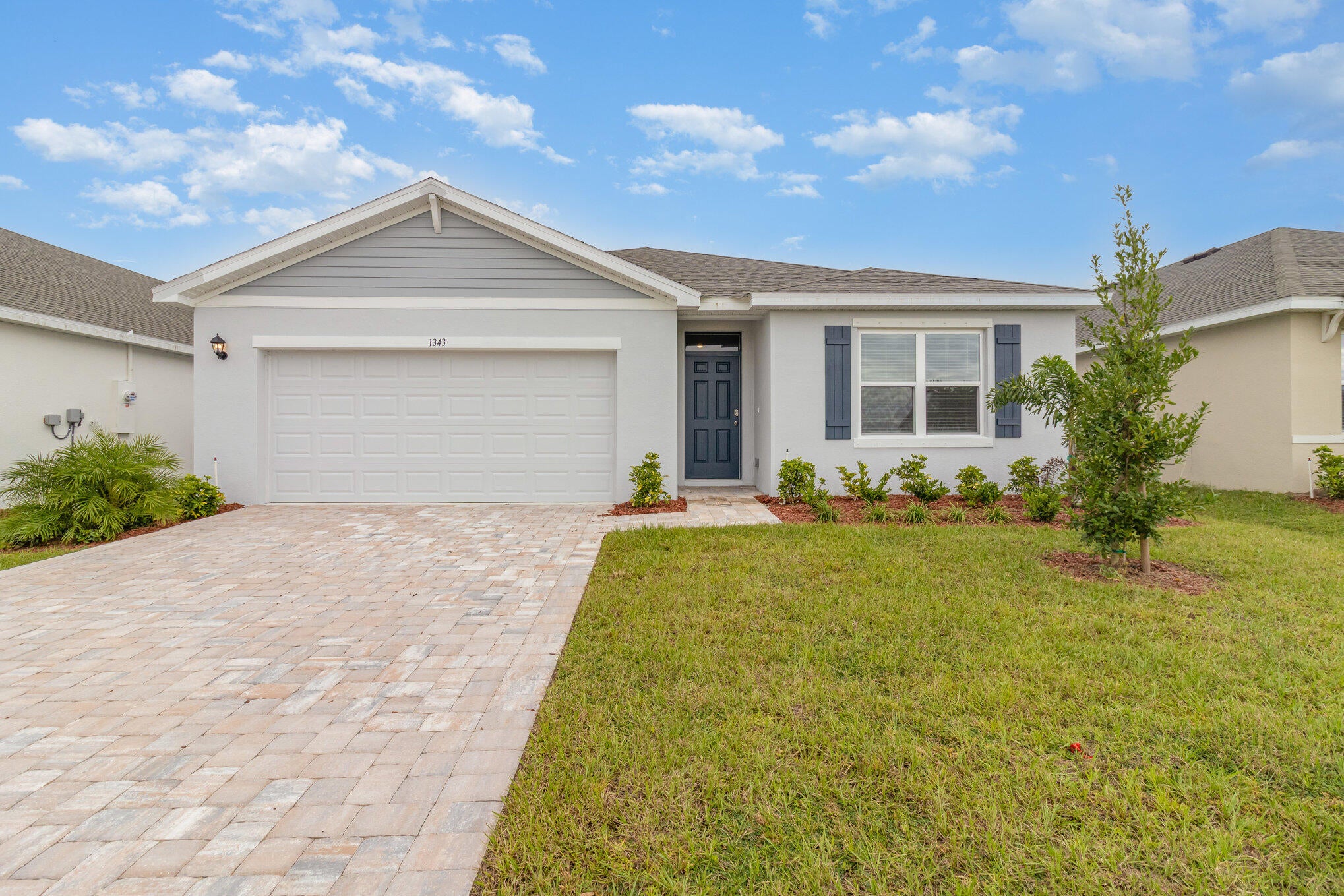 9069 Venetian Sq, Vero Beach, FL 32966