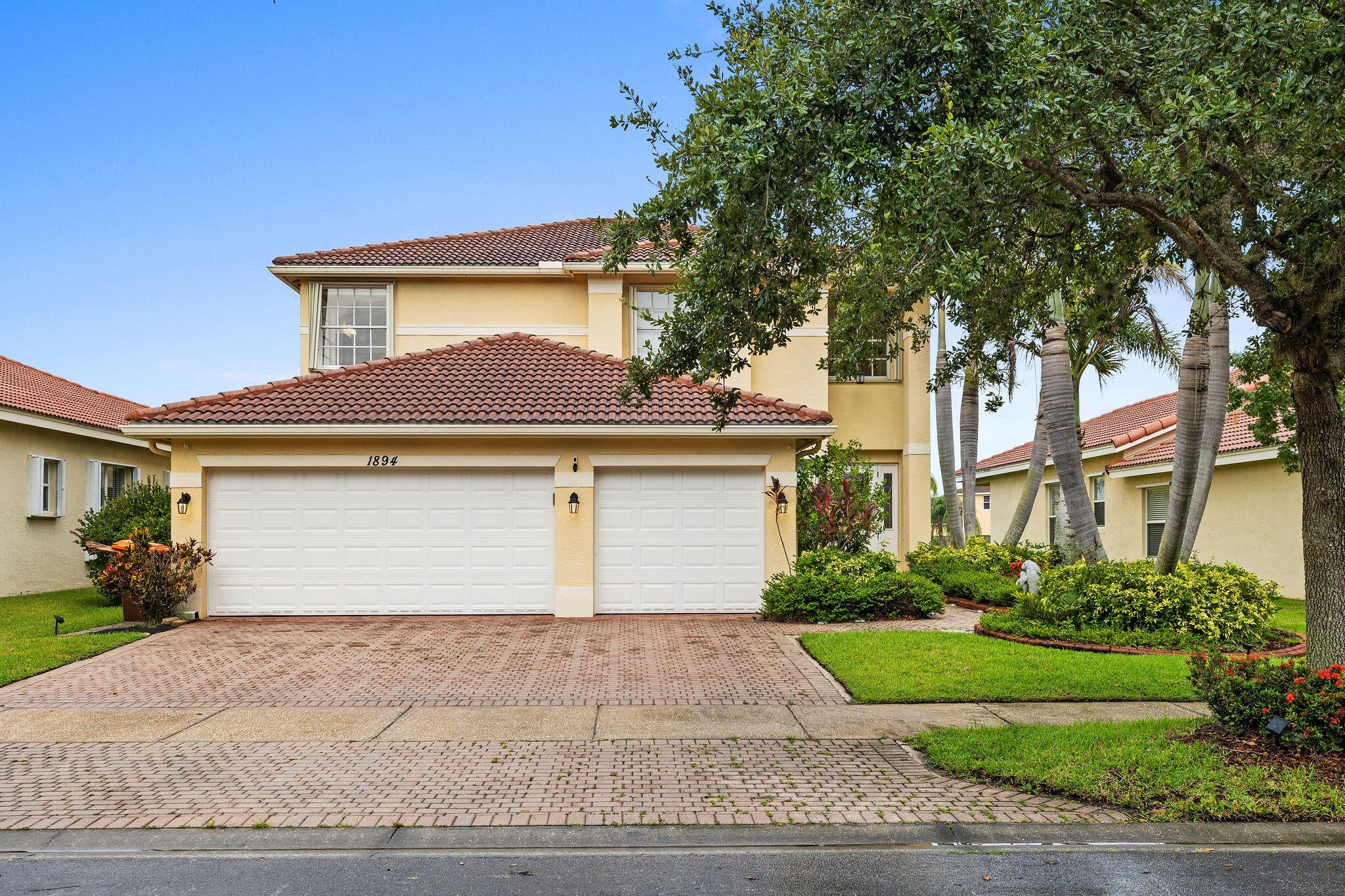 1894 Grey Falcon Cir, Vero Beach, FL 32962
