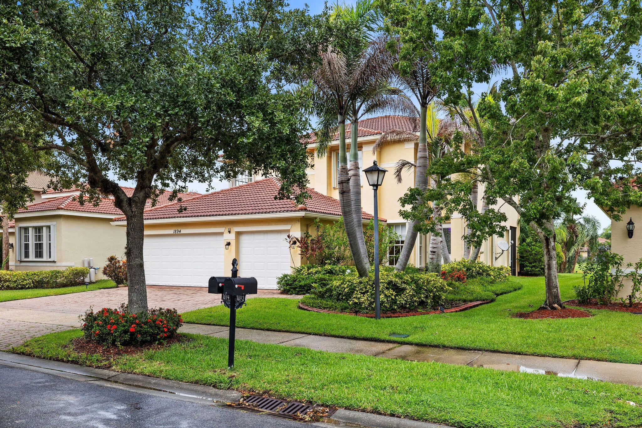 1894 Grey Falcon Cir, Vero Beach, FL 32962 photo