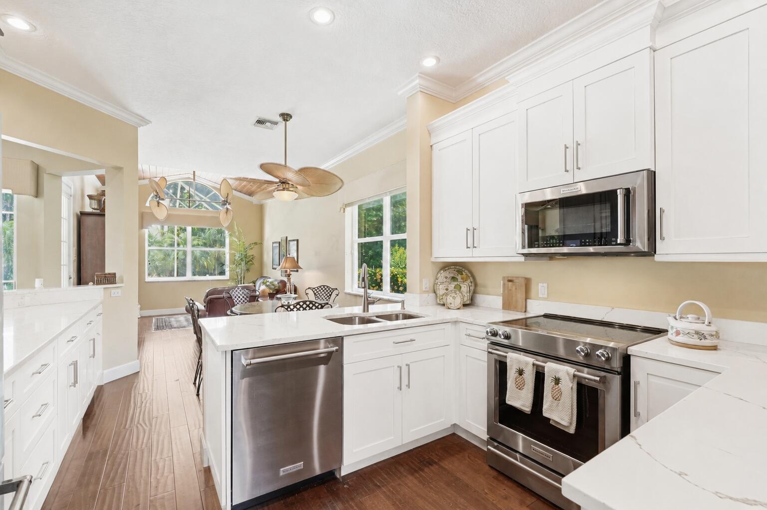 6483 Wild Olive Ln, Stuart, FL 34997
