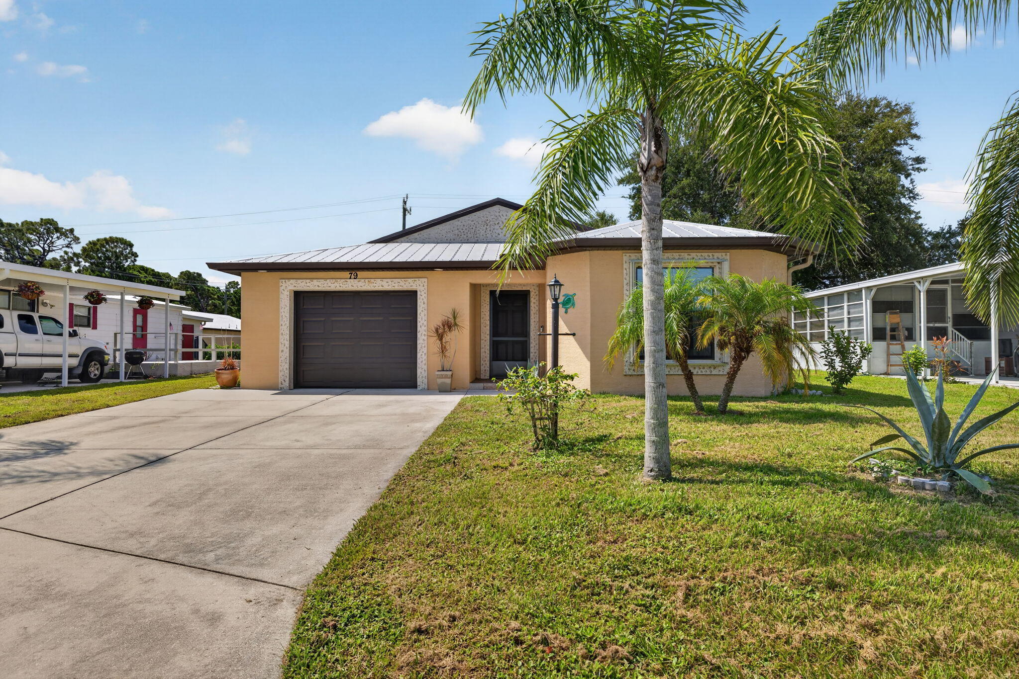 79 Flores De, Fort Pierce, FL 34951