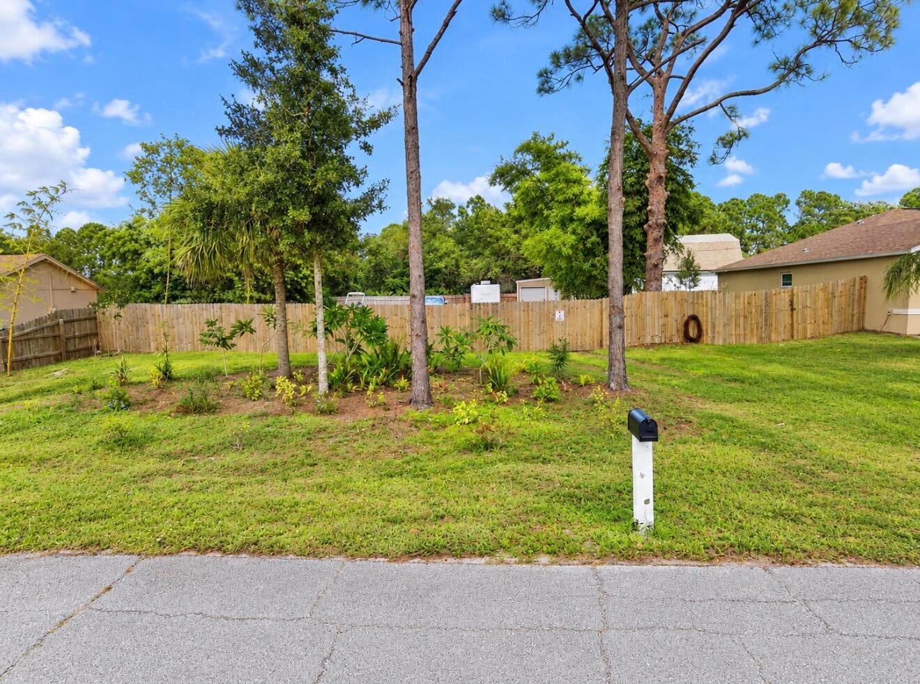 1631 Sadigo St, Palm Bay, FL 32909