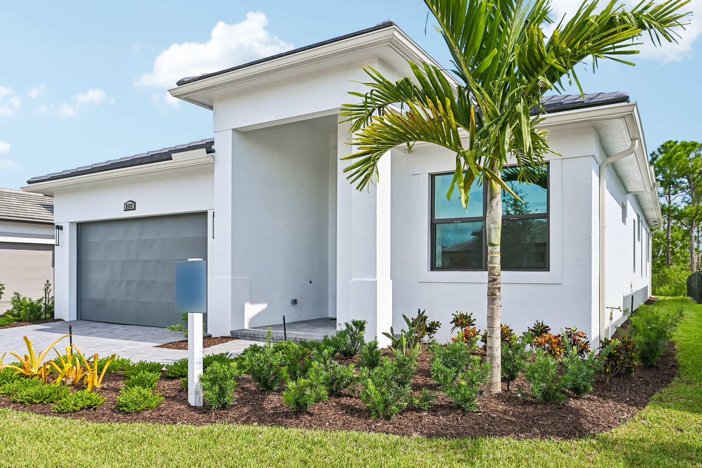 2157 SE Mosaic Blvd, Port Saint Lucie, FL 34984 photo