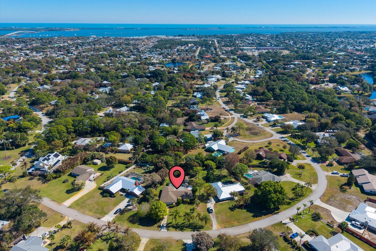 571 NE Town Terrace, Jensen Beach, FL 34957 photo