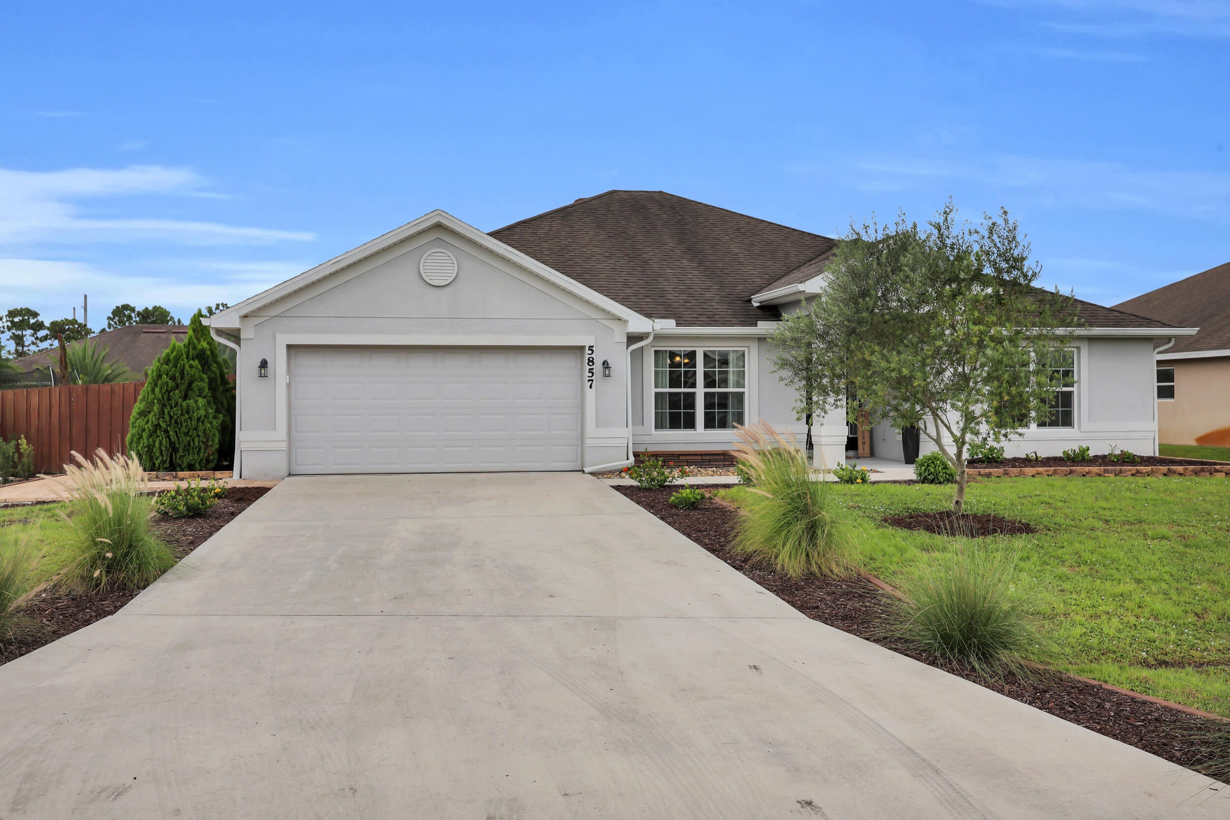 5857 NW Ethel Ct, Port Saint Lucie, FL 34986 photo