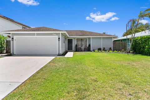 Single Family Residence in Jupiter FL 6214 Garrett Street.jpg