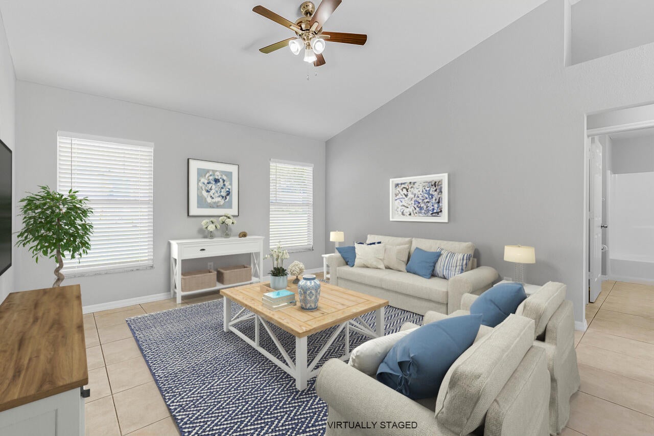 230 13 St, Vero Beach, FL 32962 photo